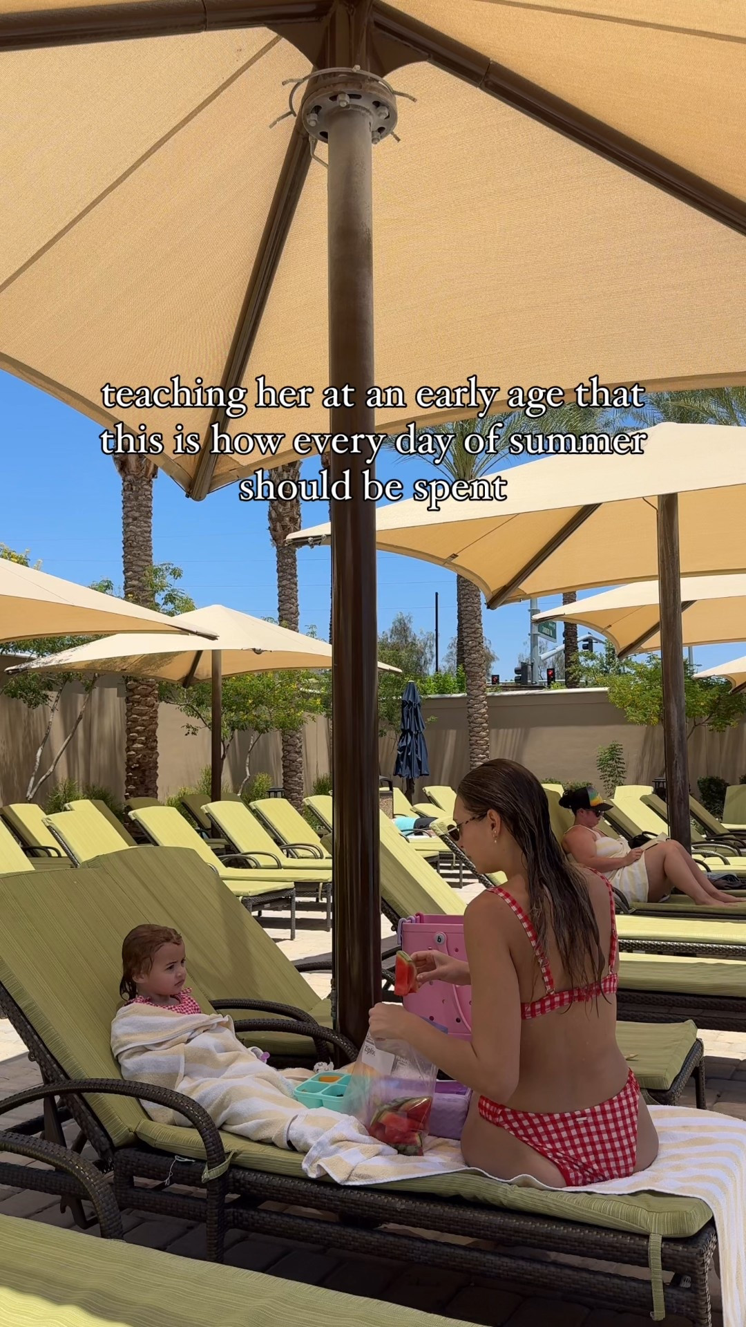 The SUMMER bag you neeeeed for lugging around all your pool and beach essentials ! 

#LTKSwim #LTKTravel #LTKSeasonal