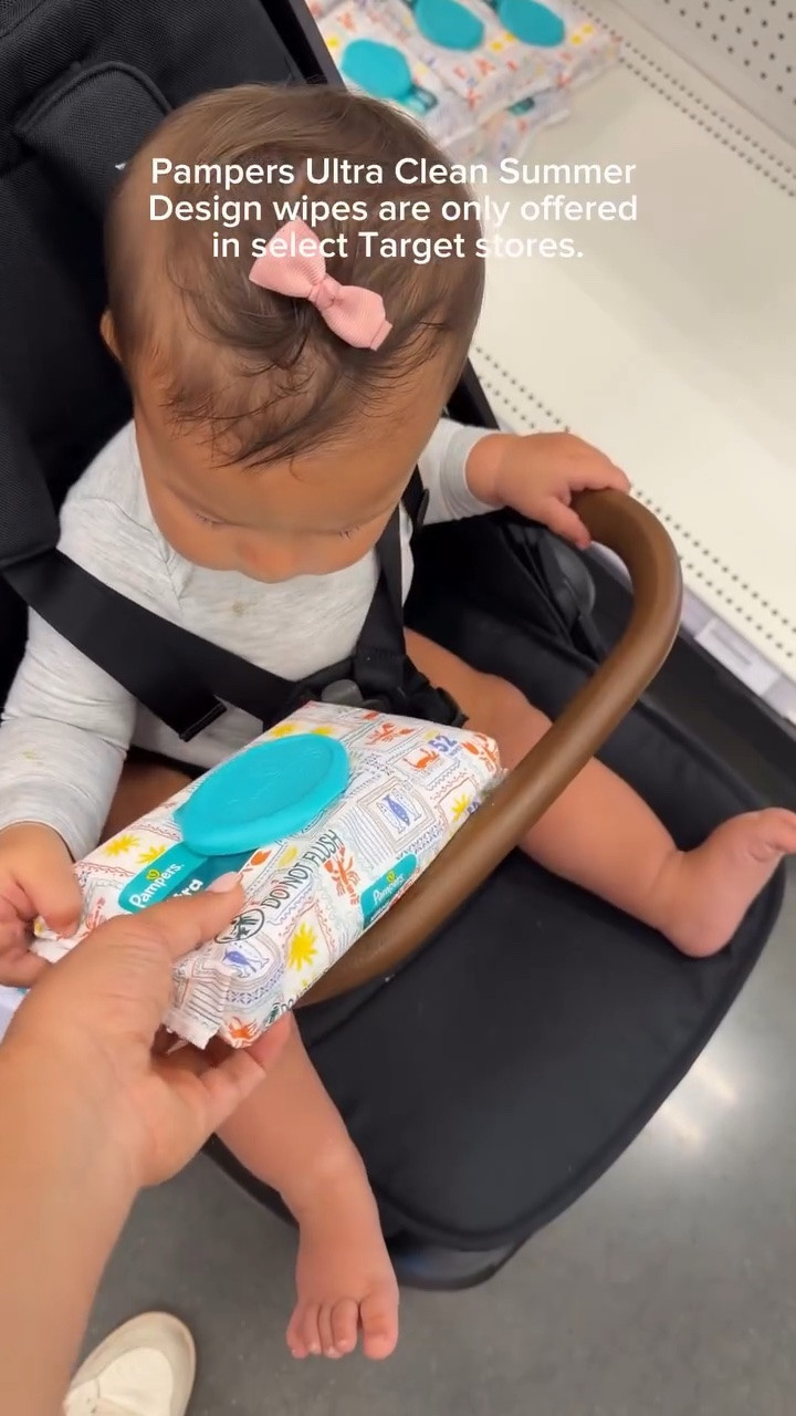 #Ad These wipes clean way more than diapers in our house😂 Loving the new Pampers Ultra Clean Summer Design wipes from Target—they’re extra thick, tackle every mess, and the summer prints are too cute to pass up! ☀️🦞

@PampersUS @Target #TargetPartner #PampersPartner