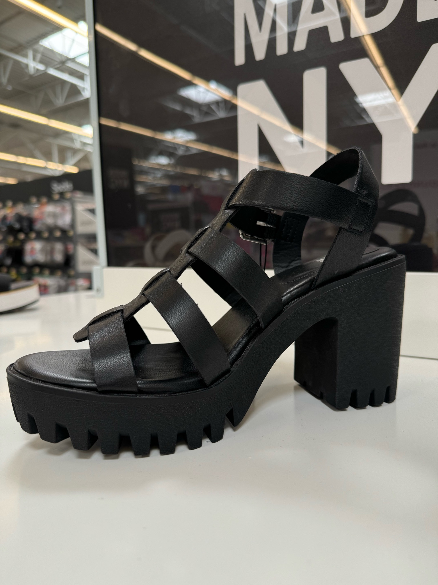 Okay cuteeee & $28!!!
@walmart 


Walmart shoes, lugg heels, Walmart heels, lugg sole, strappy lugg sole heel, summer sandal, sandal heels