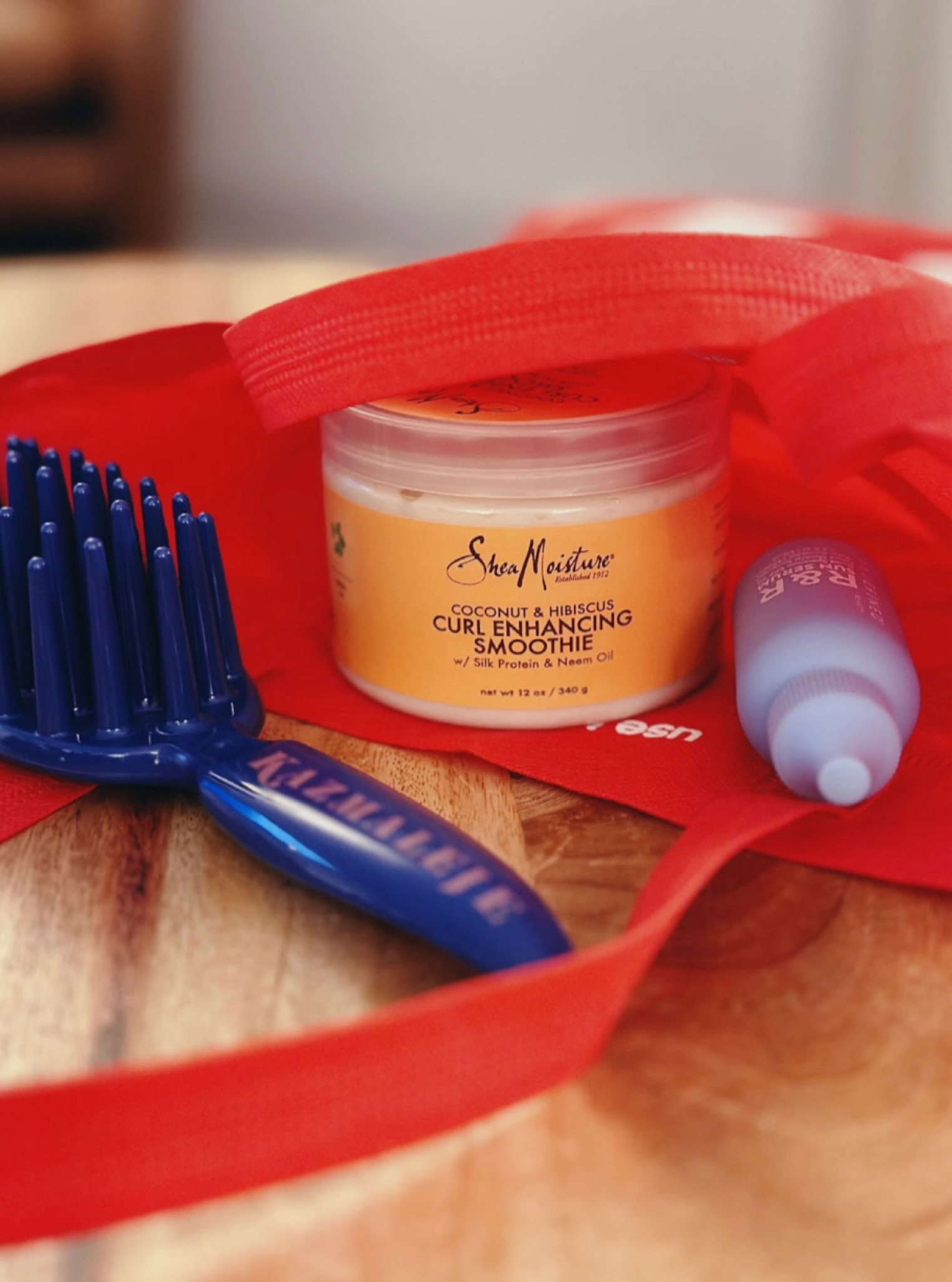 Quick @target hair run! #TargetPartner #ad #PowerofSheaImpact #SheaMoisturePartner #NextBlackMillionaires #Target

#LTKunder100 #LTKbeauty #LTKunder50