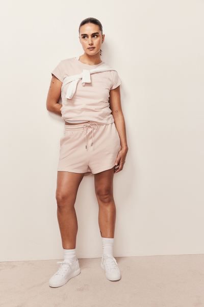 Sweatshorts - Regular waist - Short - Powder pink - Ladies | H&M US | H&M (US + CA)