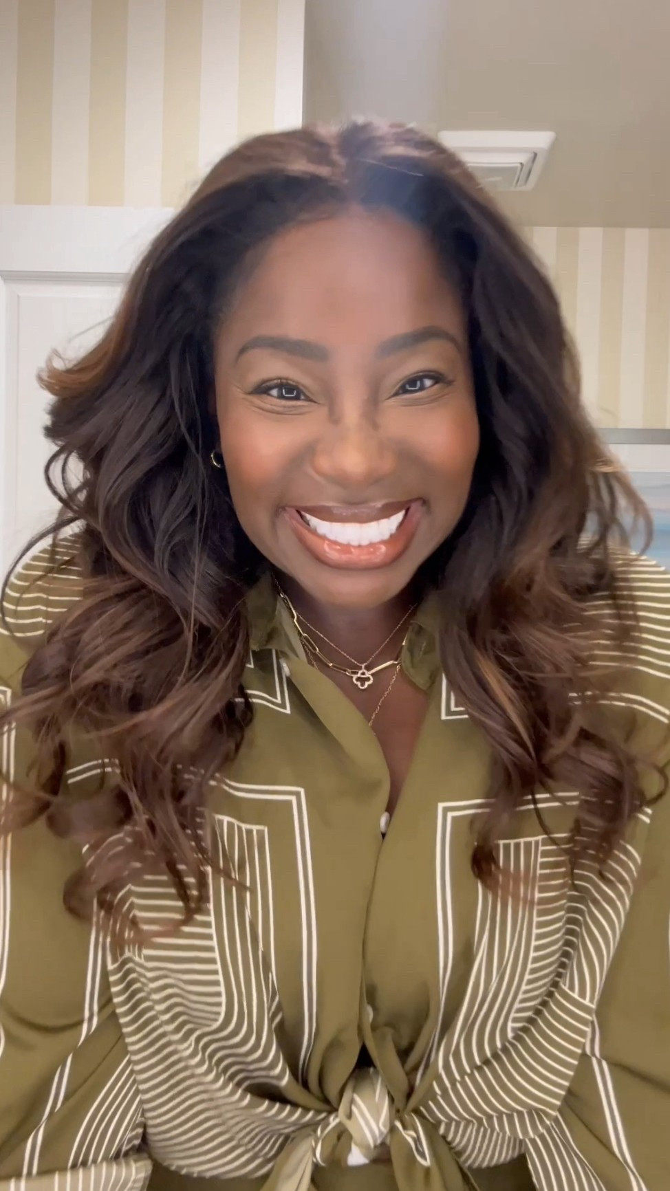 The easiest way for FAST curls! Foolproof! 

#LTKBeauty #LTKStyleTip #LTKFindsUnder50