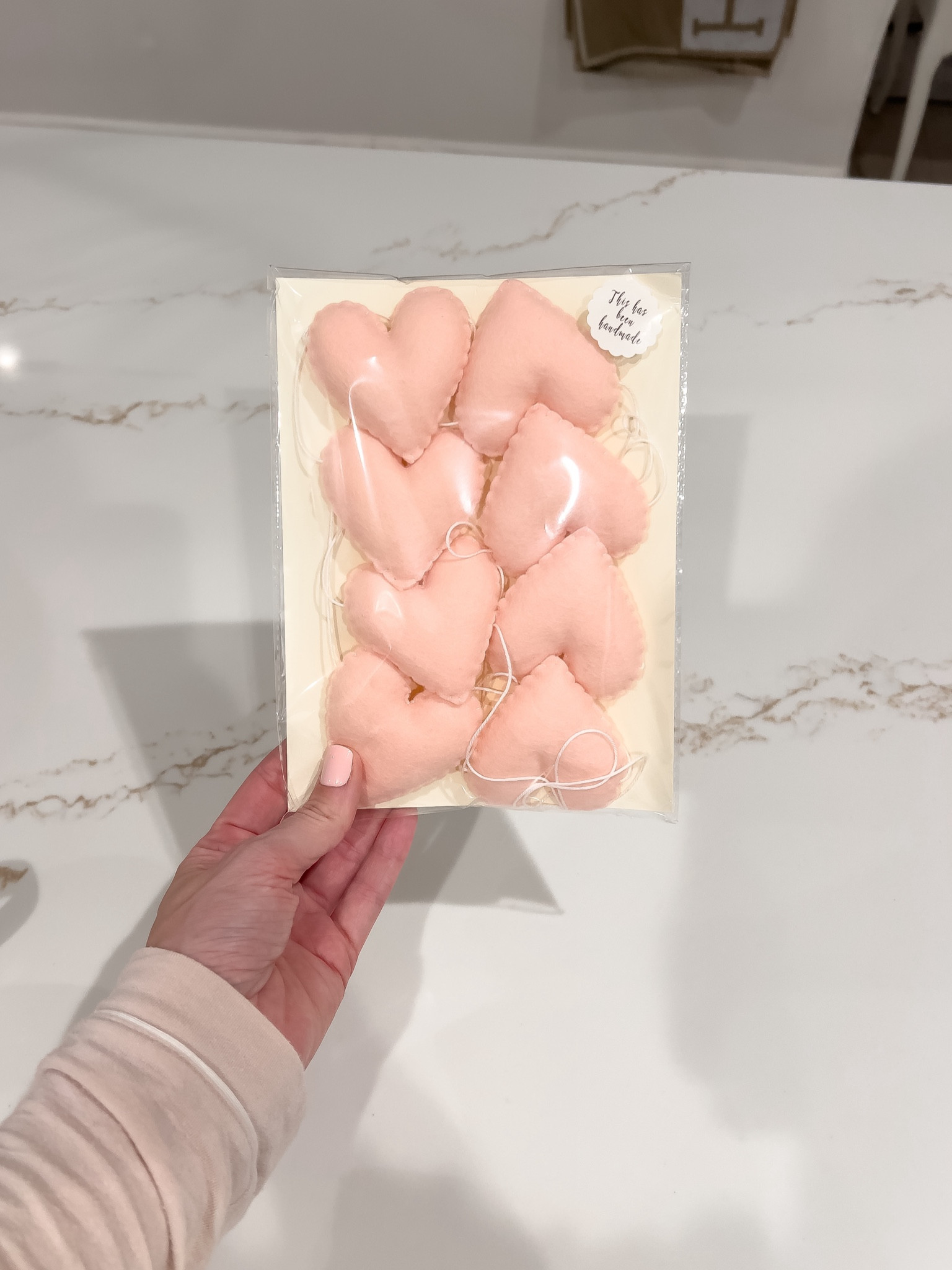 Heart garland…going to decorate graham’s bookshelf with these 🤍
Small business
Handmade gift
Valentine’s day decor
Pink hearts


#LTKfindsunder50 #LTKhome #LTKfindsunder100