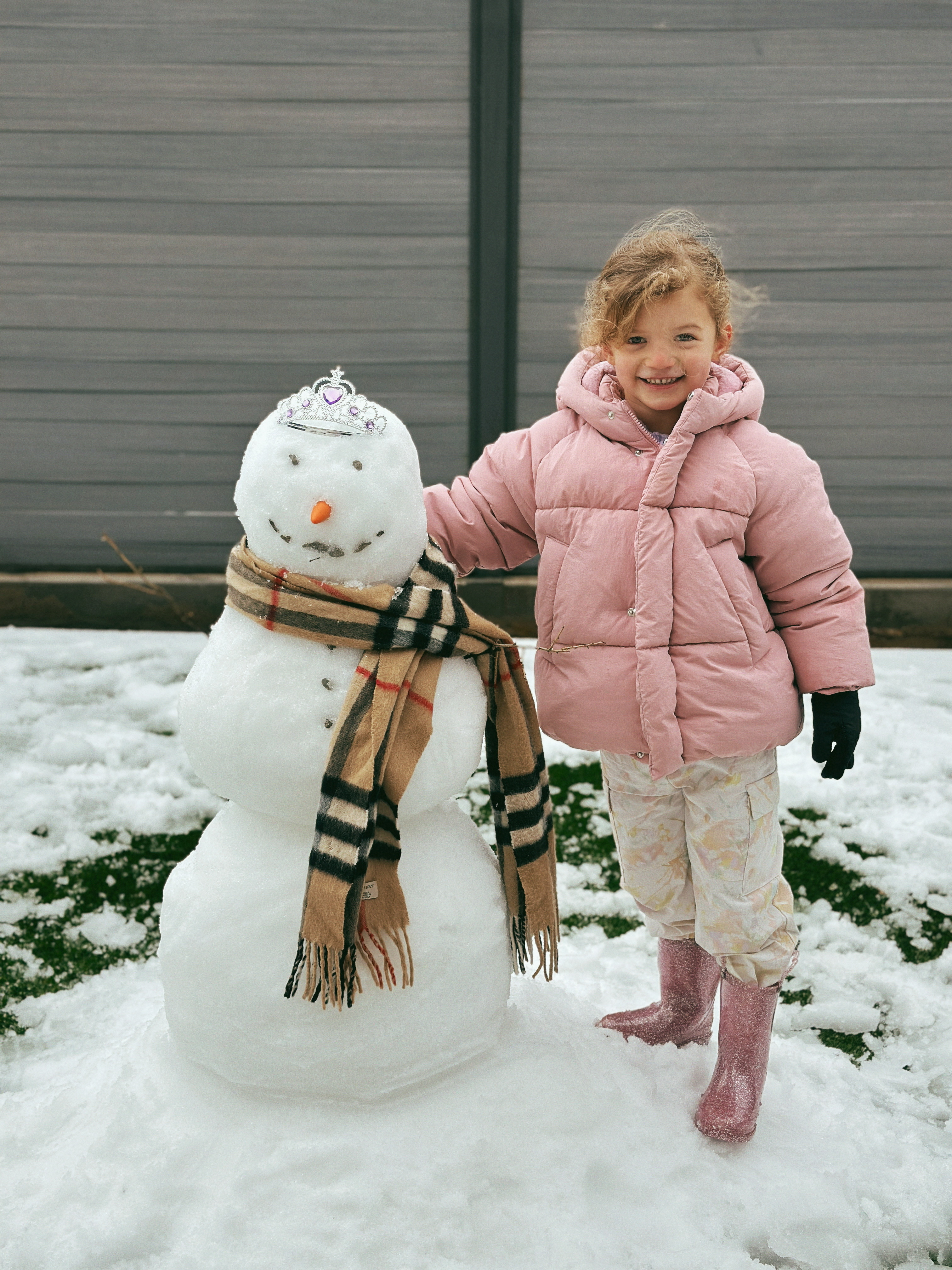 Capri’s winter coat from Zara 🩷 soo excited I can finally link their Zara things!! 