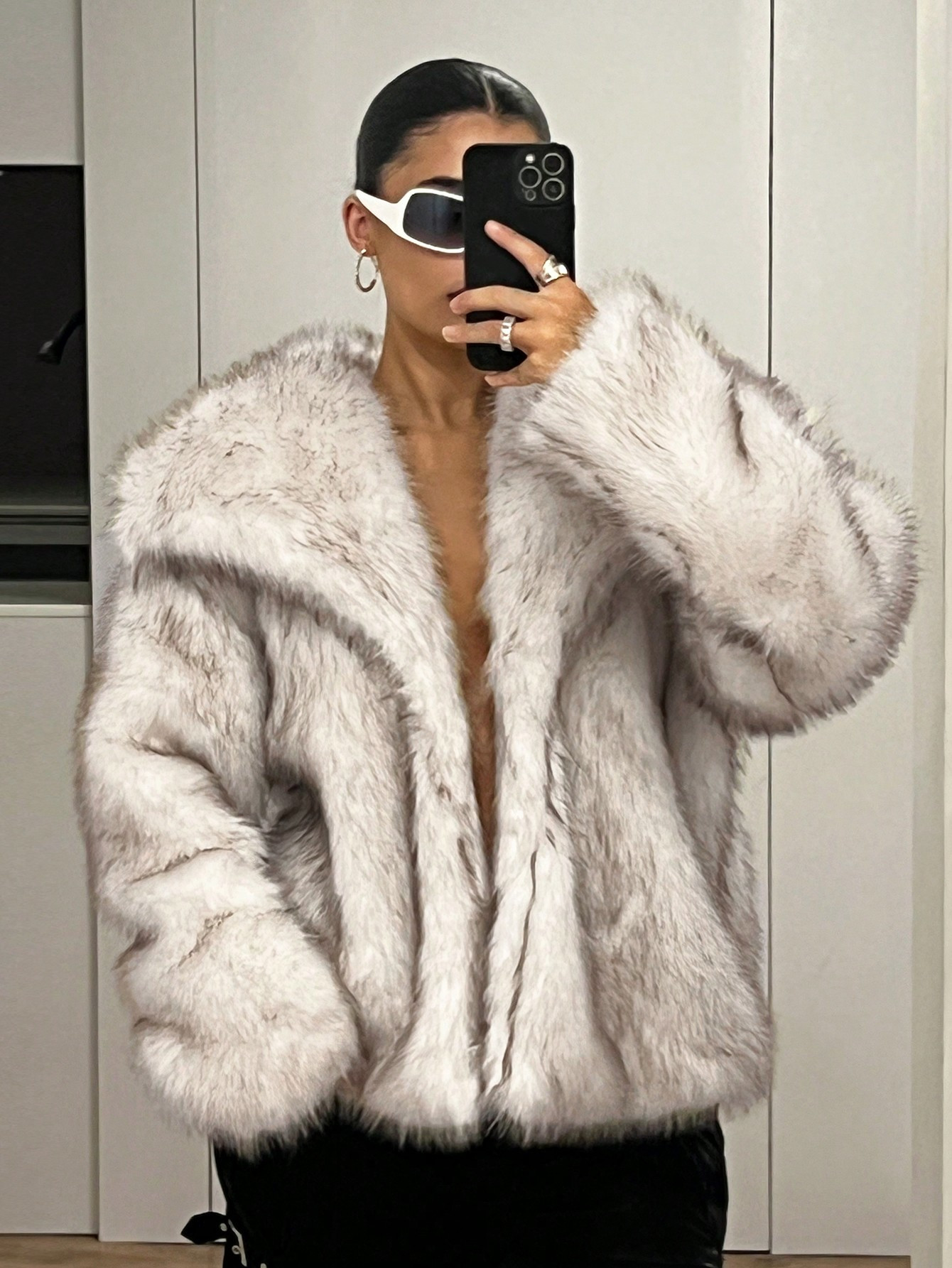  Women's Winter Faux Fur Jacket. | SHEIN