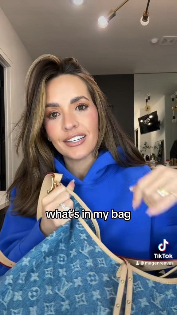 What’s in my everyday bag 