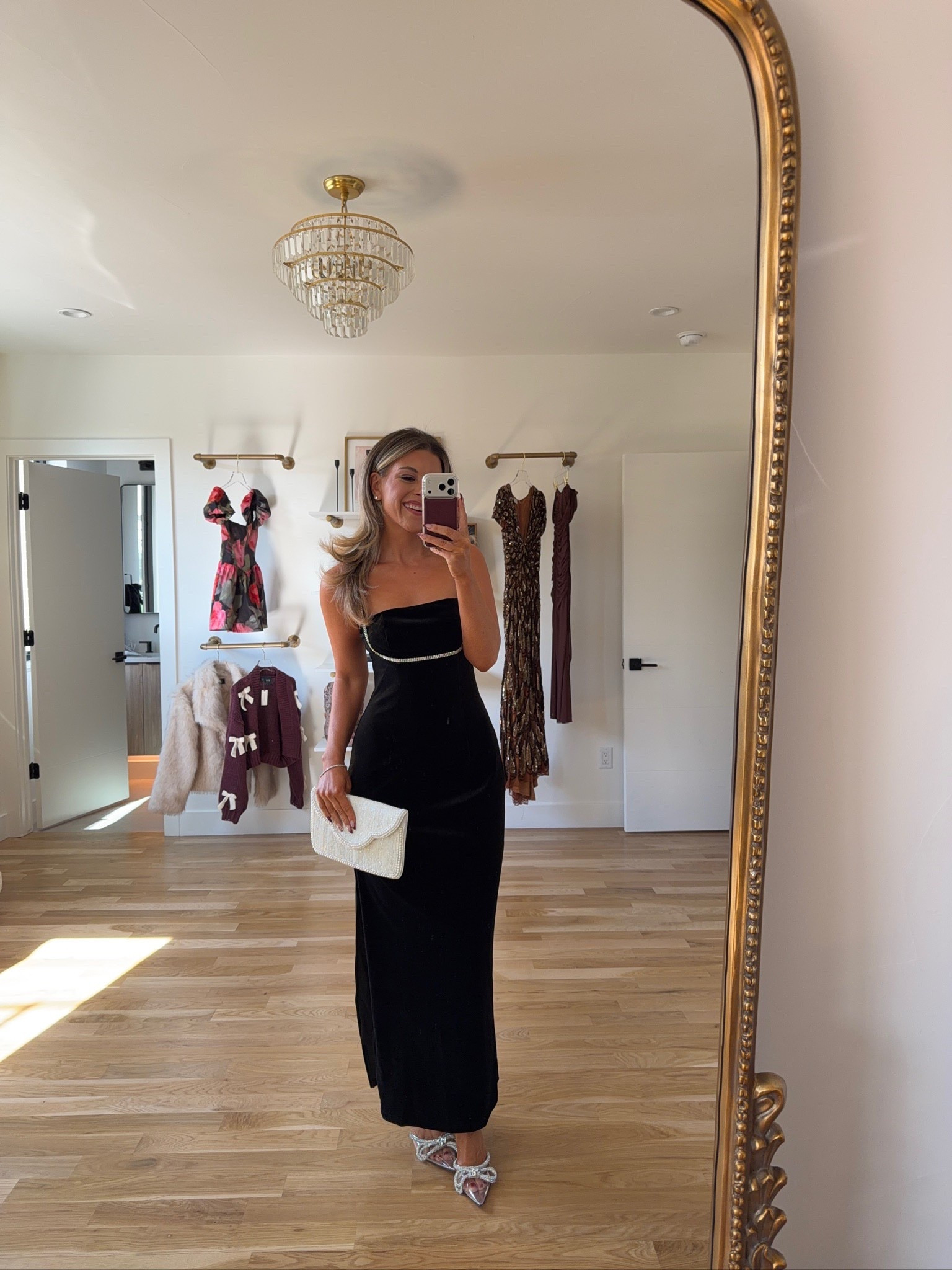 velvet dress with rhinestone detailing  

Cupshe code: Chic15 for 15% off site-wide for orders $70+ 
Electric Picks: Emerson20

Wearing my usual small

Wedding guest
Formal event
Special occasion
Fall event
Cocktail party
Bachelorette
Date night 


#LTKFindsUnder50 #LTKWedding #LTKParties