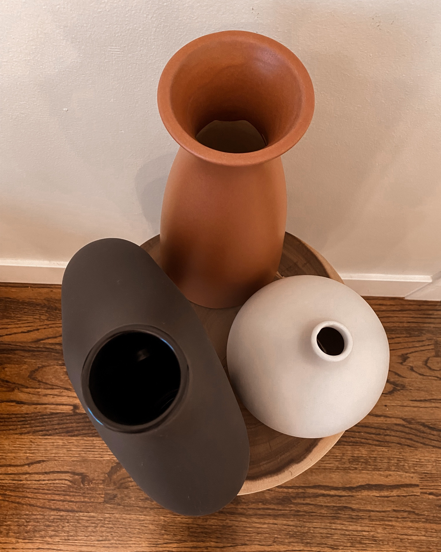 Vases, standout home decor
West Elm, H&M 
Ceramic clay vase, black H&M vase

#LTKhome #LTKfamily #LTKSeasonal