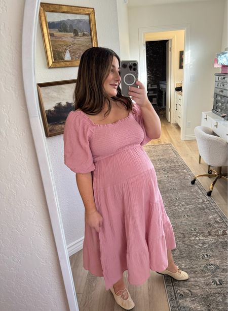 Petite friendly midi dress! I’m 5’0” wearing with flats and I love the length!! 

Wearing a size medium at 37 weeks pregnant!

Summer dress, baby shower dress, maternity photos dress, off the shoulder dress, petite dress


#LTKStyleTip #LTKFindsUnder50 #LTKBaby