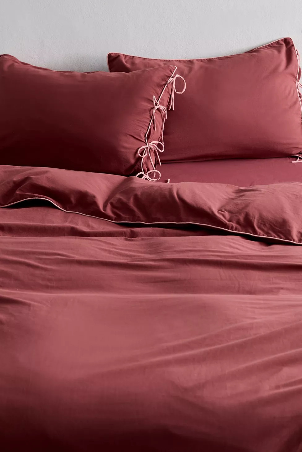 Piper Solid Tied Duvet Cover | Urban Outfitters (US and RoW)