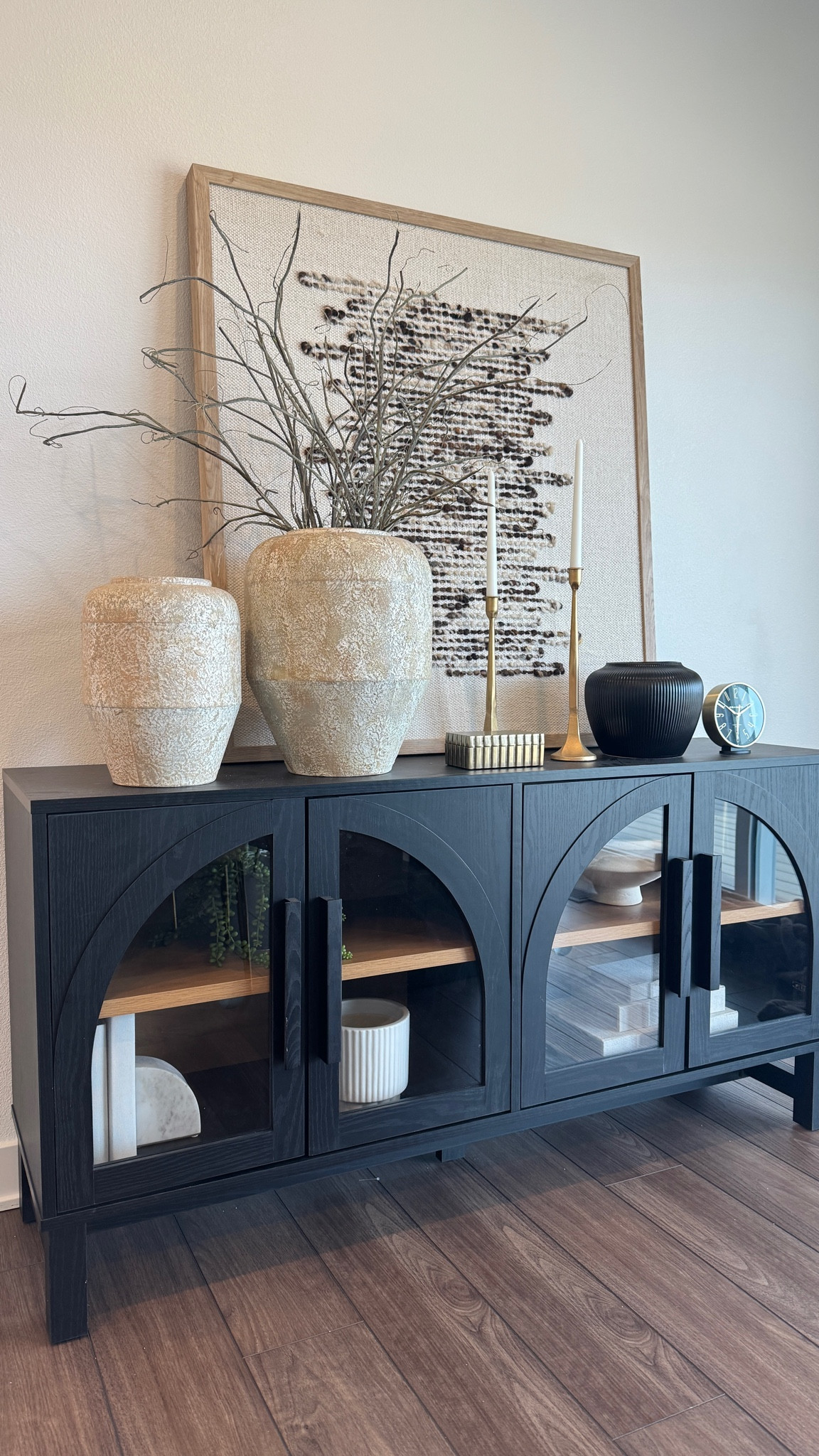 Console table styling. Amazon vase and branches. Loloi art

#LTKHome #LTKFindsUnder100 #LTKStyleTip