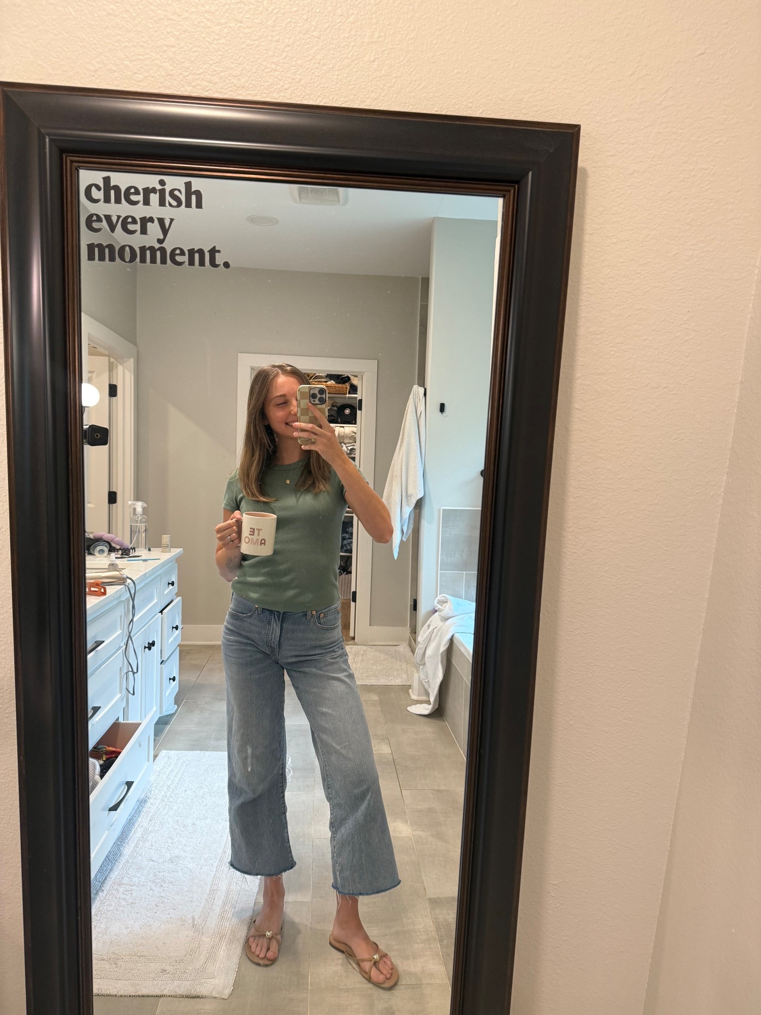 Couldn’t find the jeans bc they’re sold out 😭

#LTKPetite #LTKFindsUnder50 #LTKStyleTip