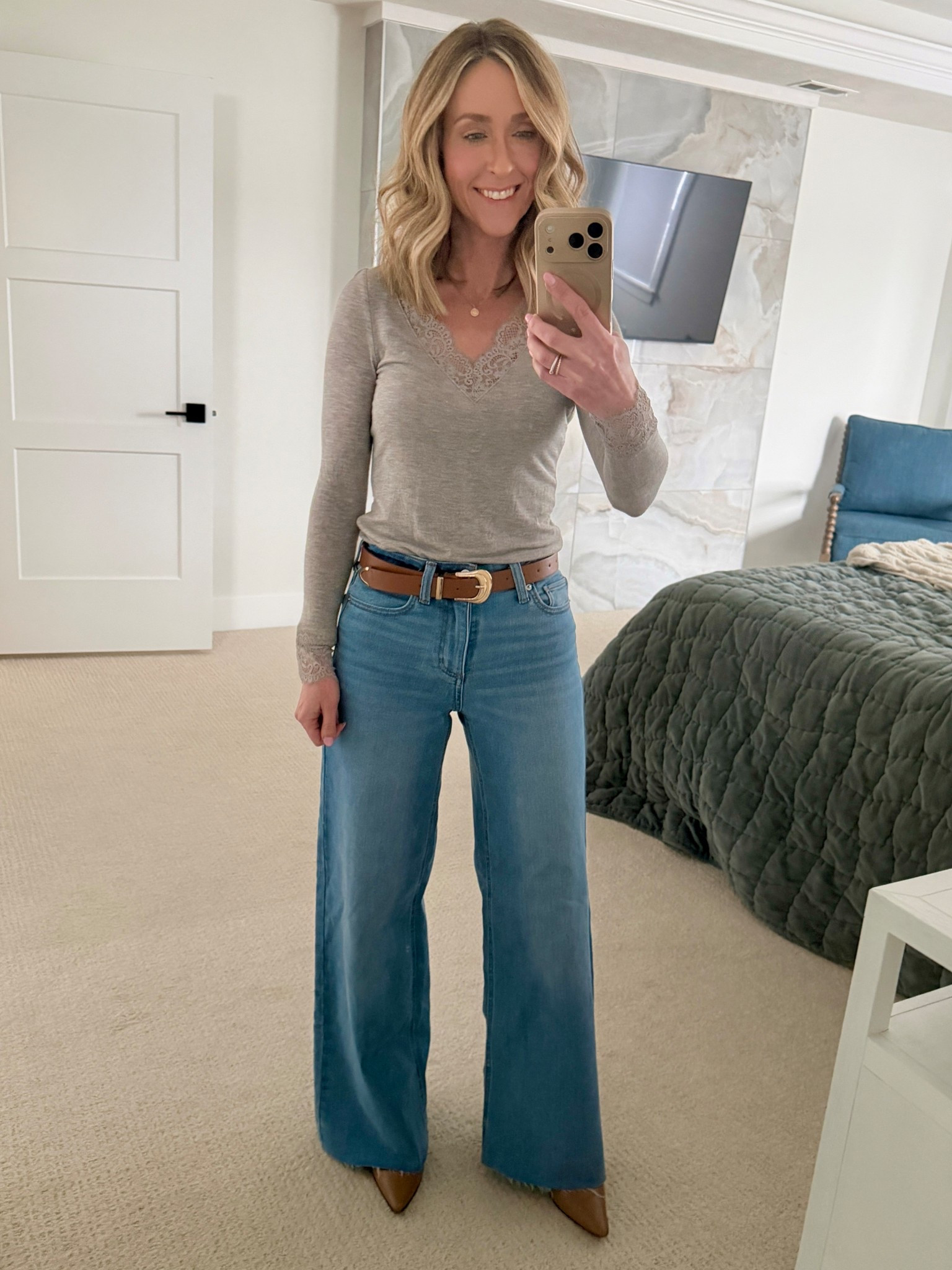 Tonight’s dinner outfit….long sleeve shirt and wide leg jeans 

#LTKSeasonal #LTKdayinmylife #LTKOver40