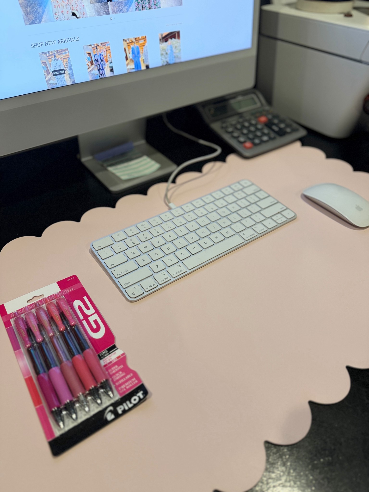 The little things that make work days more fun 💖

#LTKdayinmylife