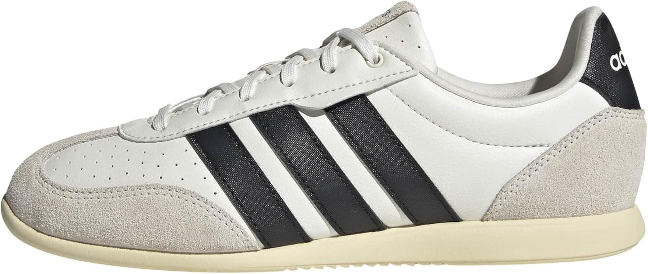 adidas Womens Barreda Low | Amazon (US)
