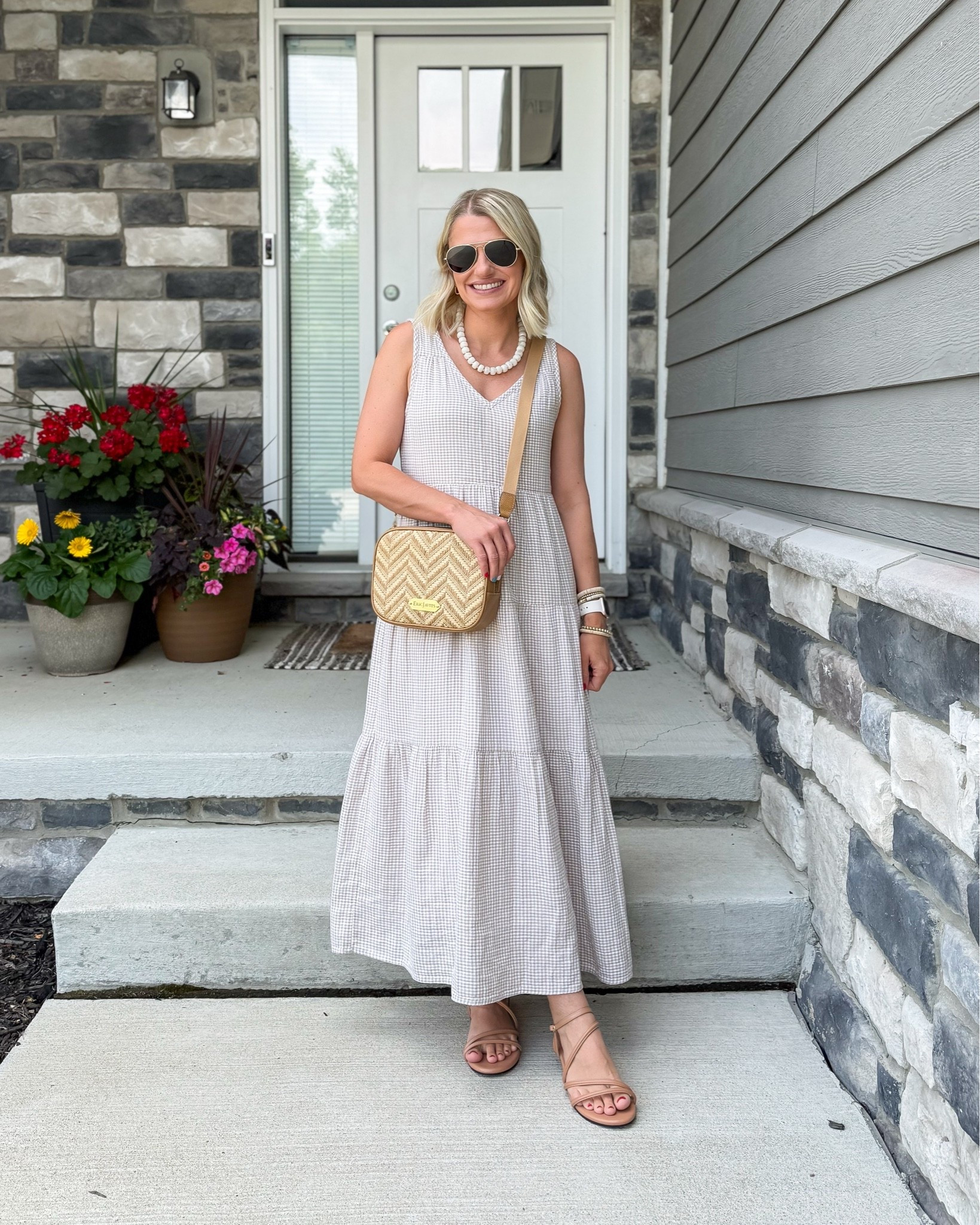 I love this khaki gingham dress 👗

#LTKootd #LTKPetite #LTKOver40
