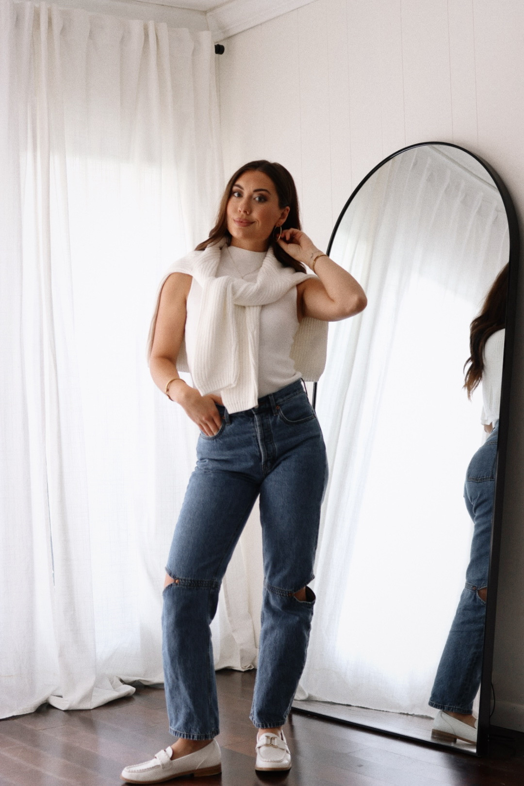 The coziest sweater to throw over a tank and layer!! 

Sweater fashion, winter fashion, winter staples 

#LTKFindsUnder50 #LTKootd #LTKFindsUnder100