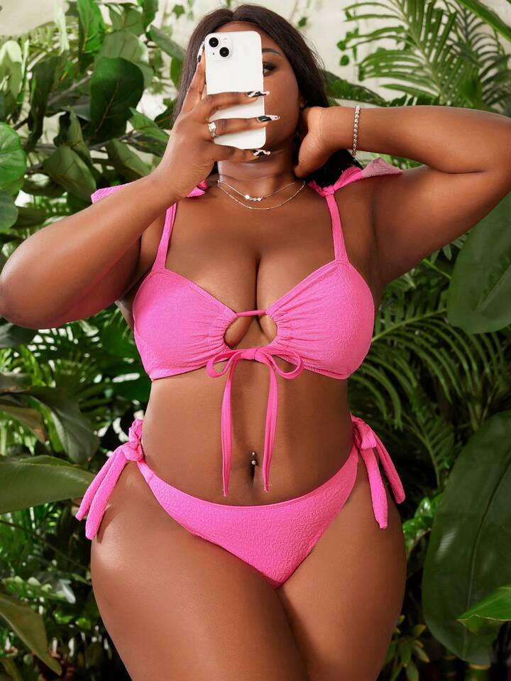 SHEIN Swim Curve Summer Beach Plus Size Vacation Beach Plain Color Textured Bikini Set | SHEIN