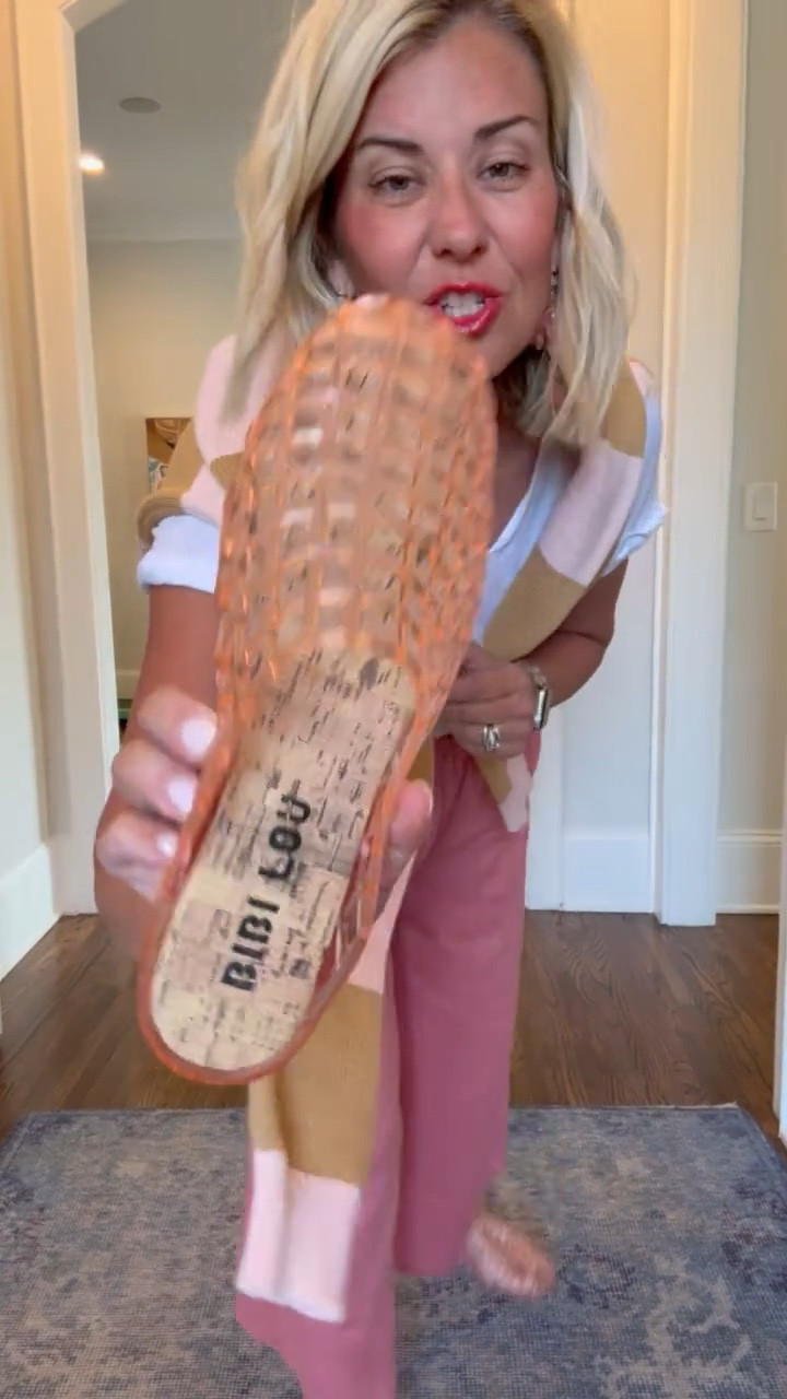 Now this is the perfect spring combo! 
Sweater, tee, pants - xs 
Jelly - 8

#LTKmomlife #LTKOver40 #LTKdayinmylife