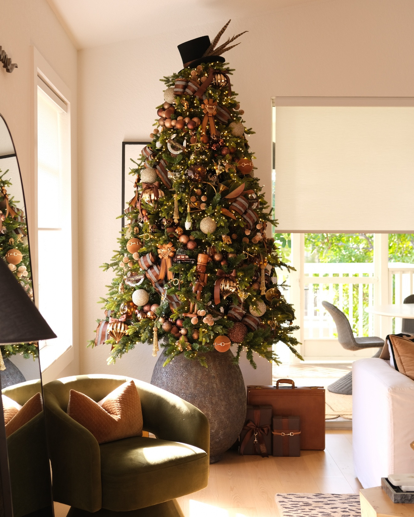 Ralph Lauren Christmas tree. #meandmrjones 

#LTKHoliday #LTKSeasonal #LTKHome