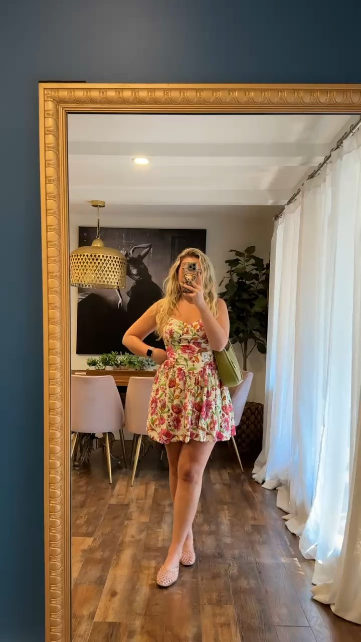 cute short summer dress wearing a medium. country concert outfits. 

 #LTKootd #LTKstorytime #LTKMidsize