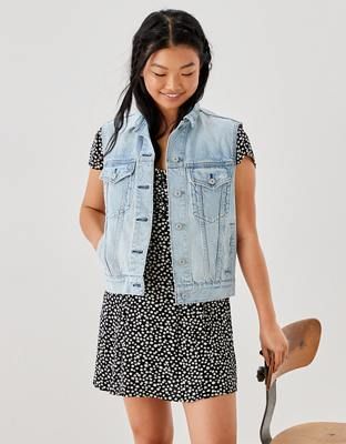 AE Classic Denim Vest | American Eagle Outfitters (US & CA)