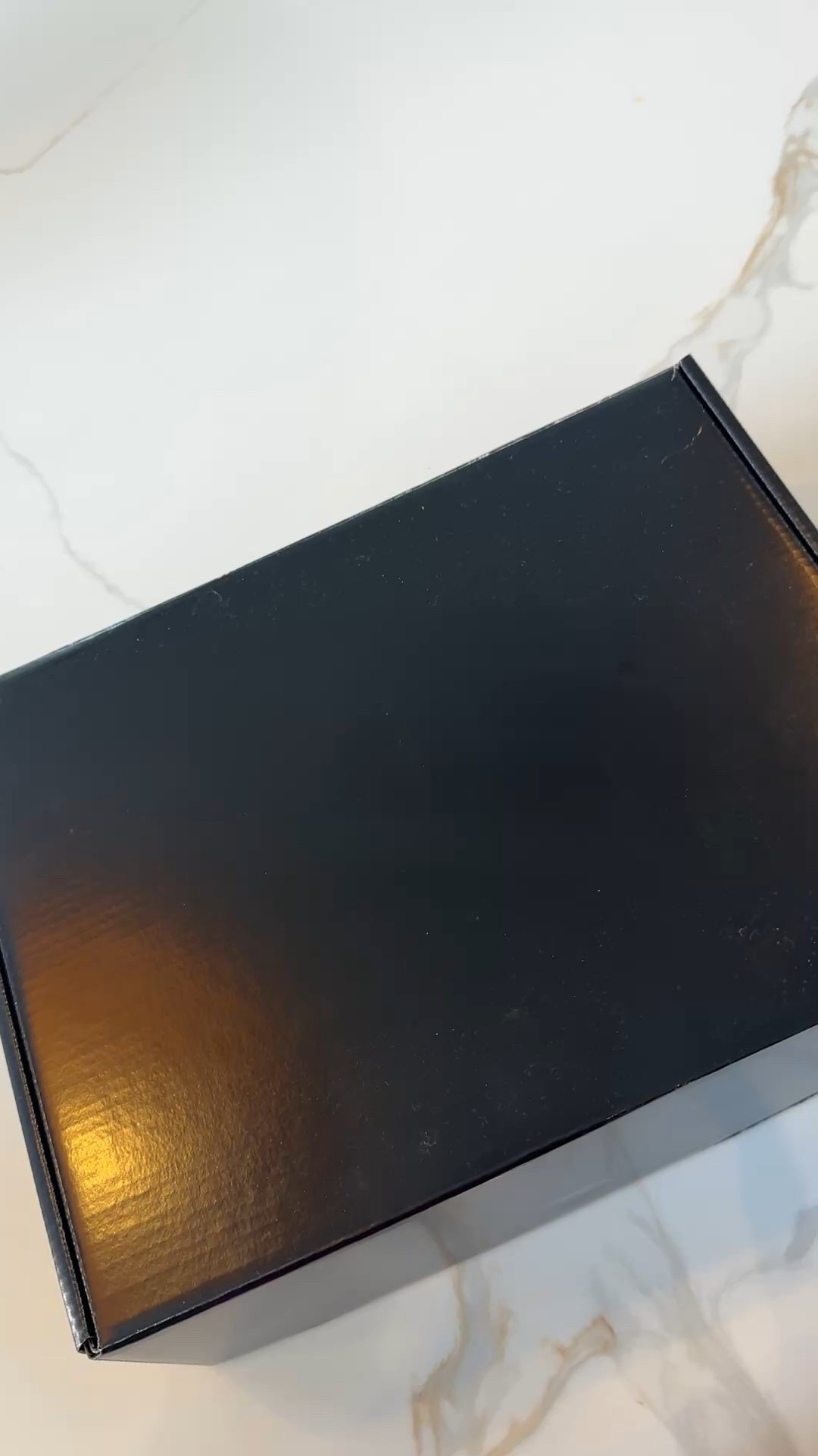 Be sure to stay hydrated this holiday season ladies! 🎄💧

#LTKmorningroutine #LTKfitnessgoals #LTKfoodie