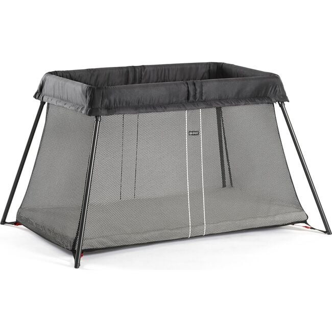 Travel Cribs | Crib Light Black & Fitted Sheet Bundle Pack BabyBjörn | Maisonette | Maisonette