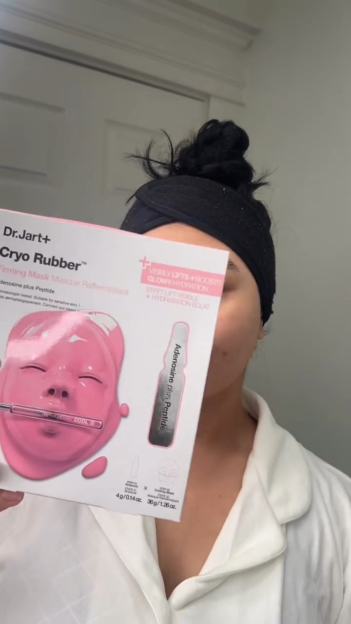 #gifted_by_drjart 
Dr.Jart+ brings the Korean clinic to you with Cryo facial inspired masks for a pro-level glow in just 20 minutes.

Dropping in-stores and online on at @sephora @amazon and DrJart.com on TODAY!
@drjart #drjart #cryorubbermasks #selfcare #skincare