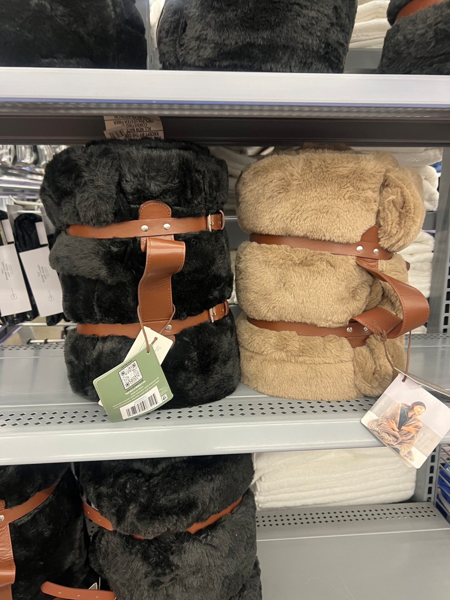 $12 blanket gift!! 

#LTKHome #LTKHoliday #LTKCyberWeek