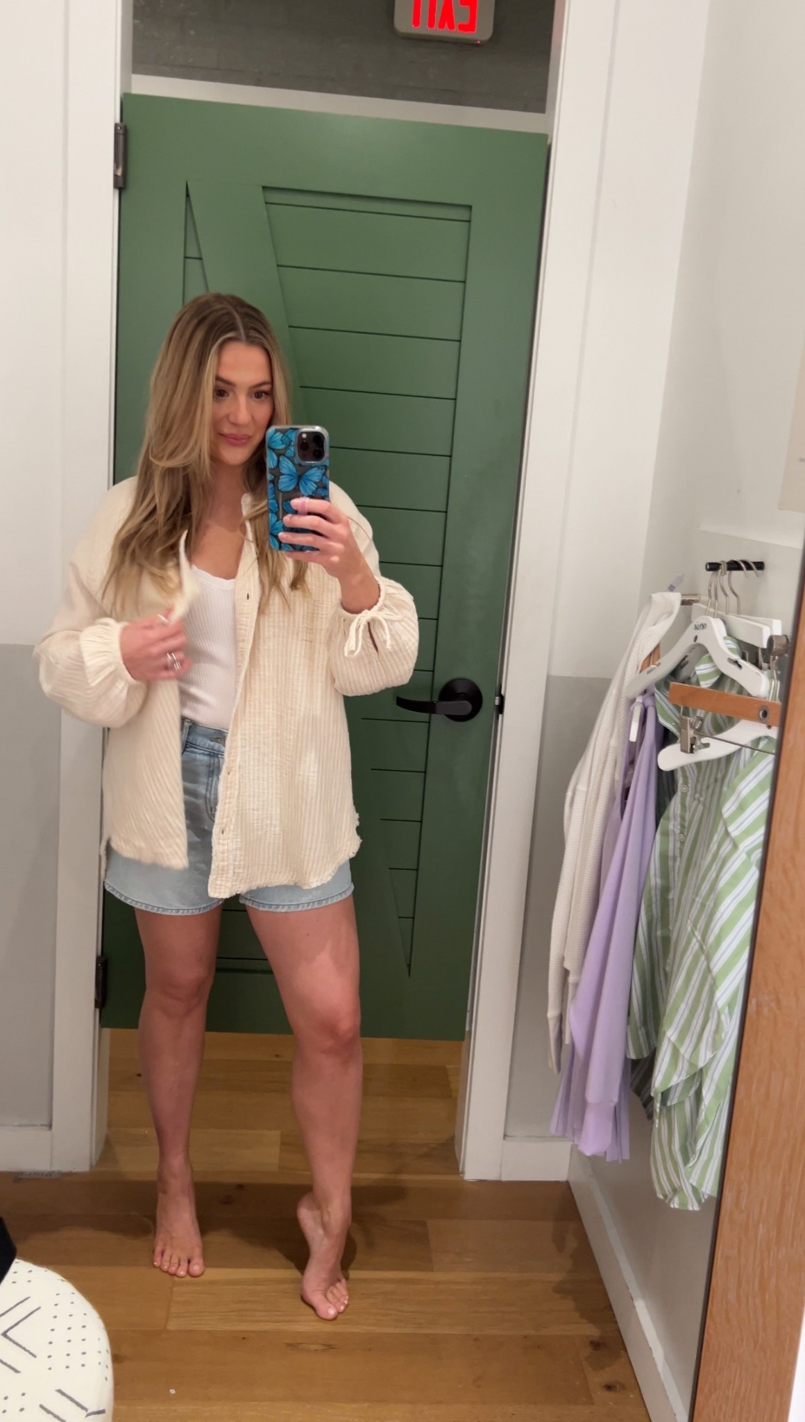 Code SPRINGLTK20 for an additional 20% off aerie. I’m wearing a small in the ribbed tank, extra small in the oversized button down top, and a 27 in the jean shorts. #LTKSpringSale 

#LTKSaleAlert #LTKStyleTip