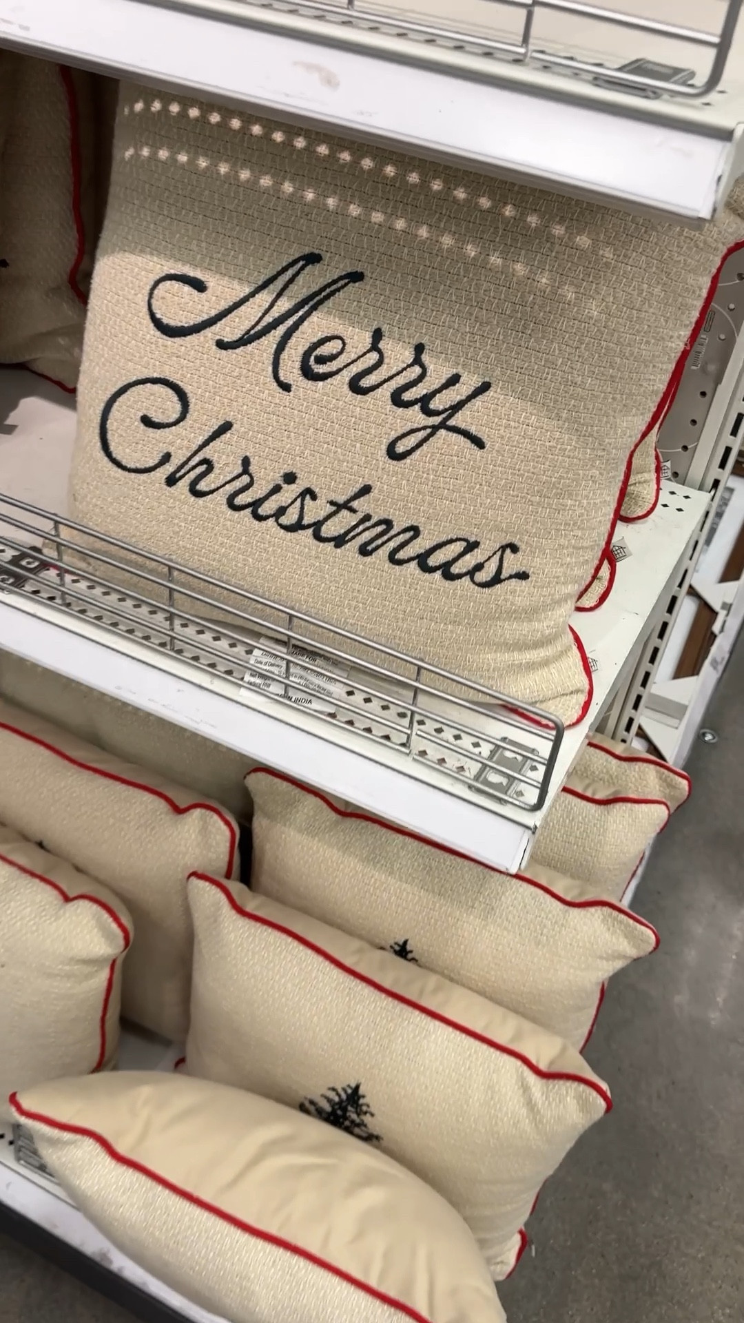 Come shop with me at Target for Christmas 🎄 
Home decor
Heart and Magnolia
Target deco
.
Target finds

#LTKCyberWeek #LTKHoliday