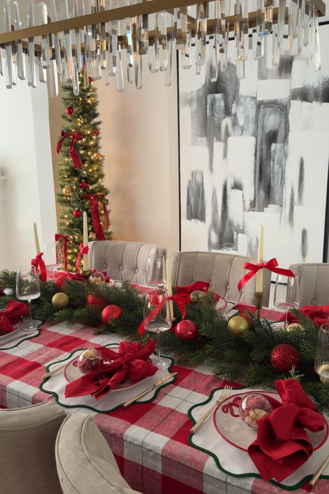 Christmas tablescape 🎄✨ use code NICOLLE_20 at checkout!! 

#LTKSeasonal #LTKHoliday #LTKGiftGuide