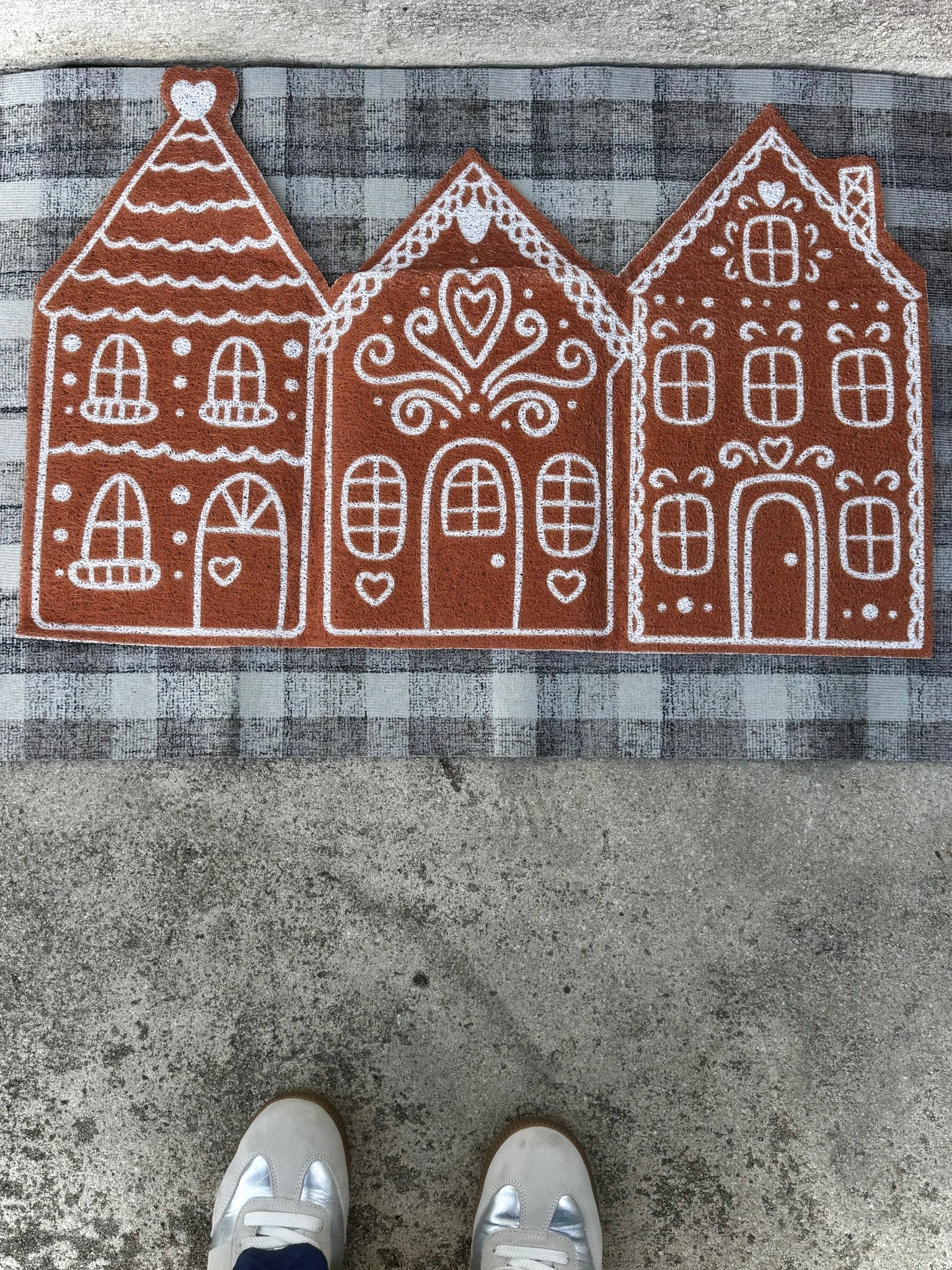 Holiday decor. Doormat. Christmas decorations 

#LTKHome #LTKHoliday #LTKSeasonal