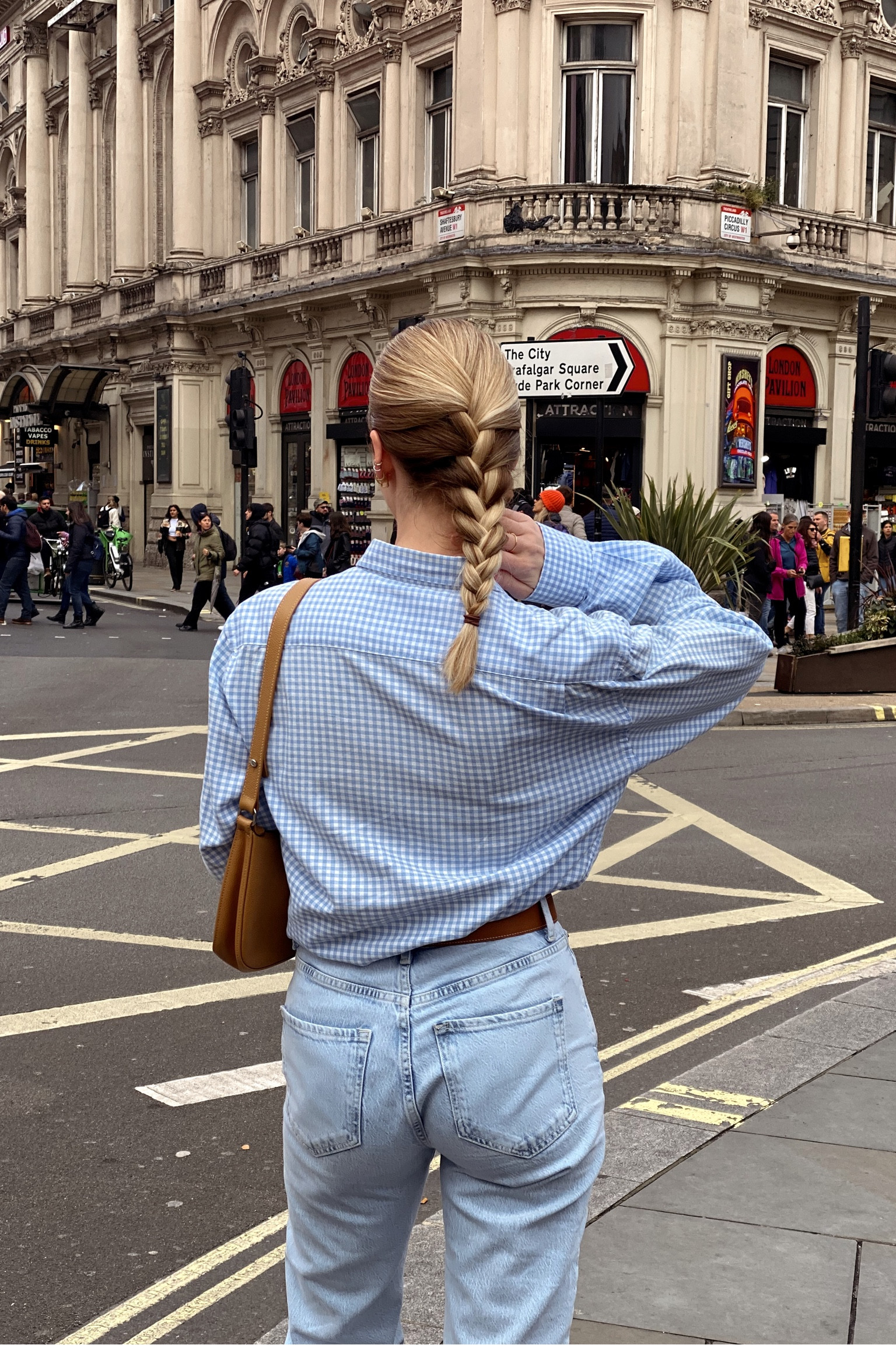 Insta & TikTok @pmmatter for outfit inspiration 🖤 Any questions? DM me on Insta! - minimal style, street style, casual elegant, easy outfit, everyday style, outfit inspiration, clean girl aesthetic, blue outfit, spring outfit

#LTKfit #LTKstyletip