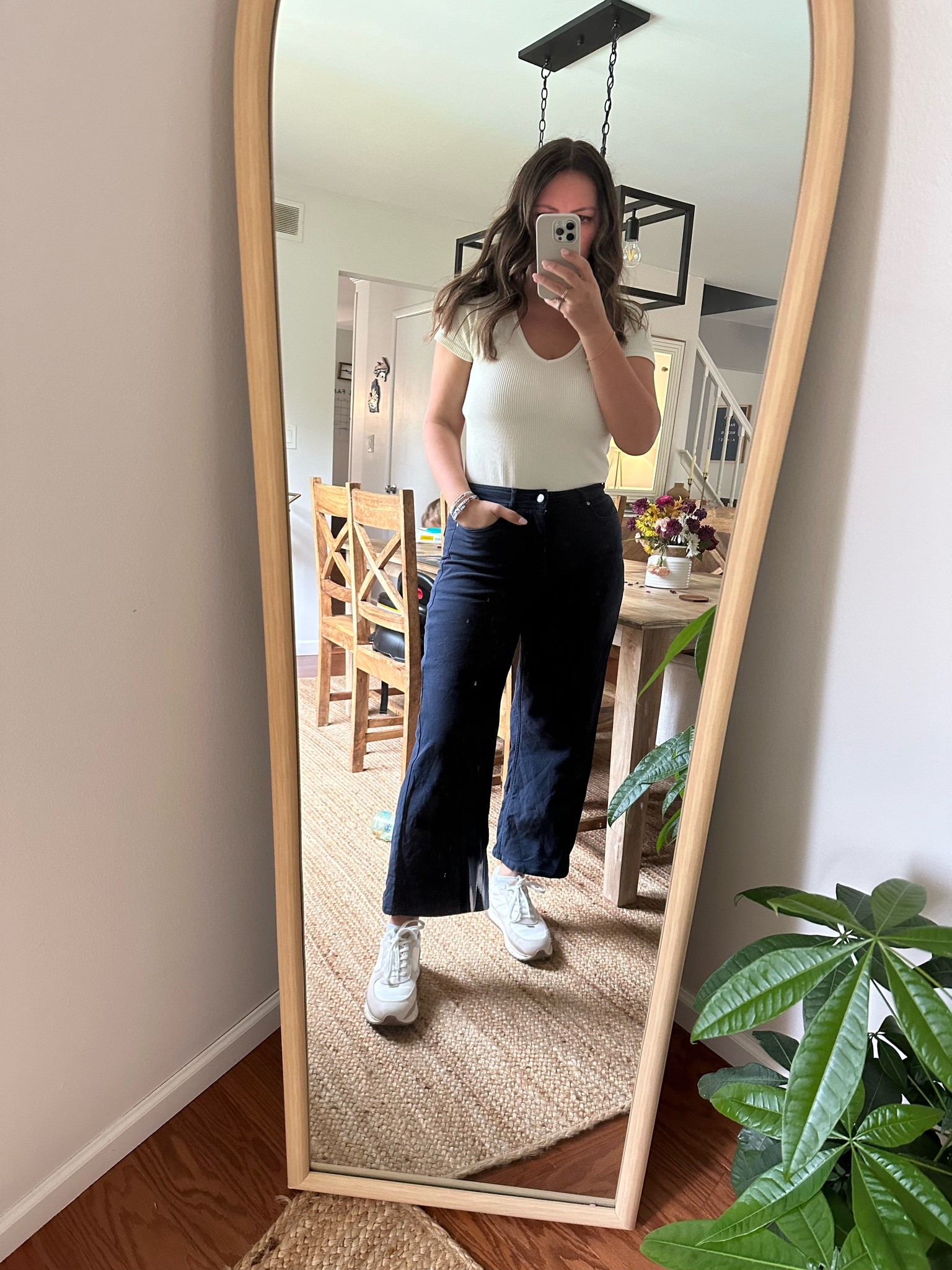 These navy wide leg pants from Calia are 😍😍😍