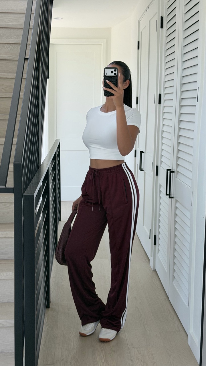 casual Friday🍒

#styleinspo #everydayoutfits #tallgirlstyle

#LTKootd #LTKTall #LTKgrwm