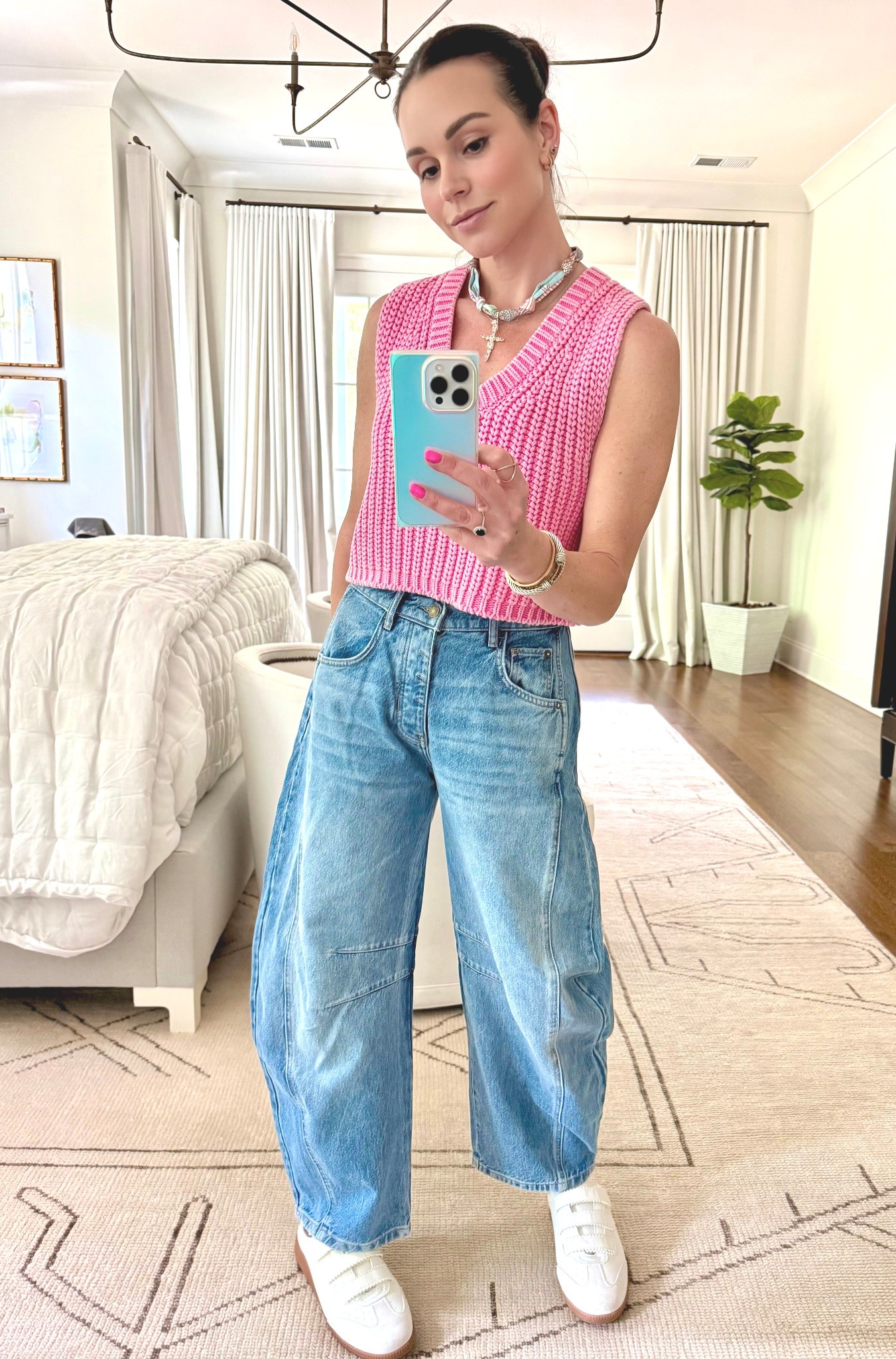 Happy May 1st! I am loving the barrel Jean trend 🩷


#LTKStyleTip #LTKShoeCrush #LTKOver40