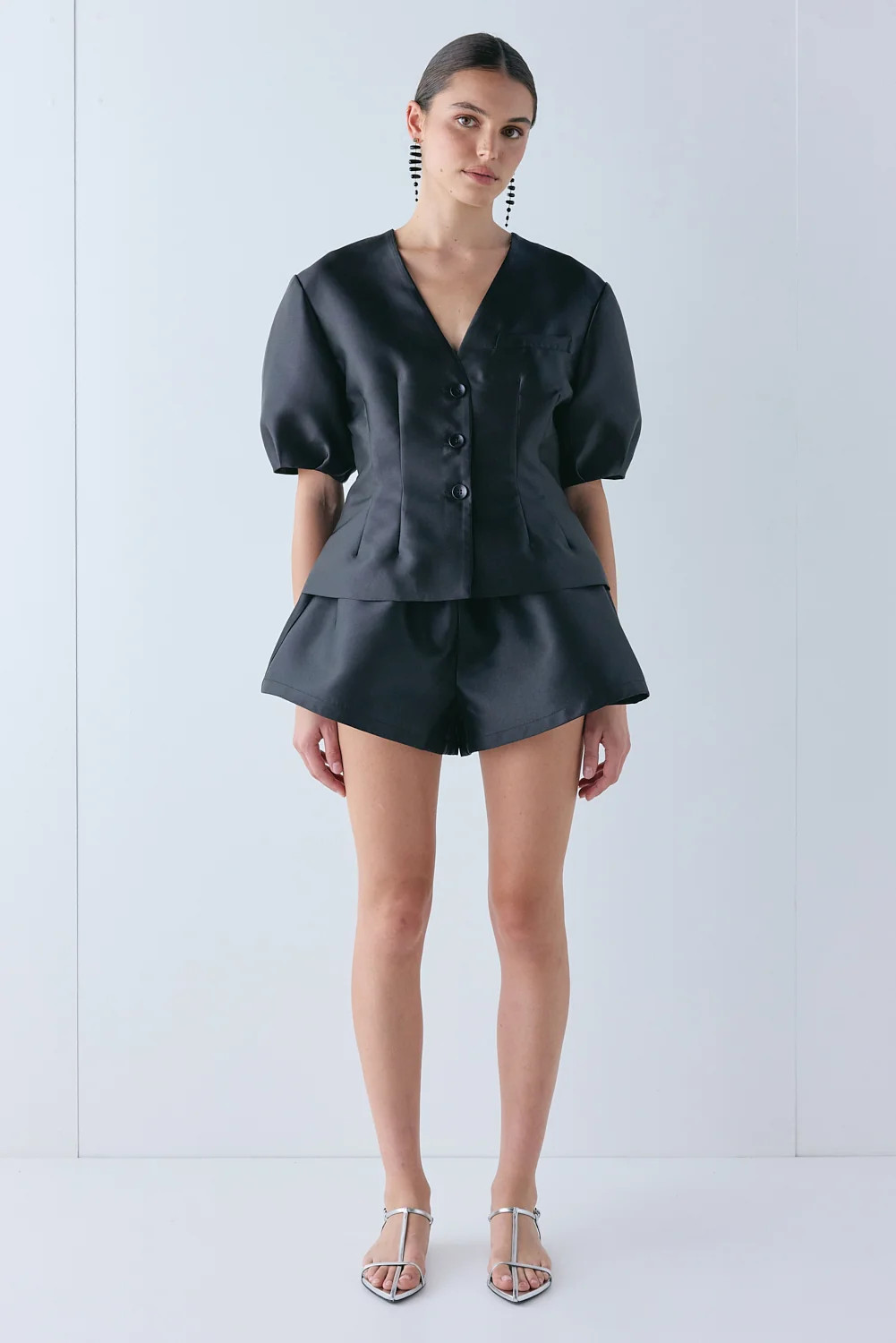 Fairfax Shorts Black | VRG Grl