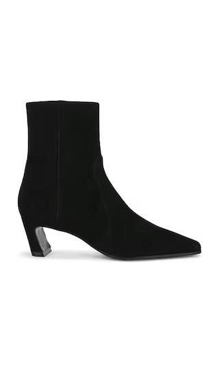 Favorite Stassi Zip Bootie 50 in Black

              
    
        
        
            Favorit... | Revolve Clothing (Global)