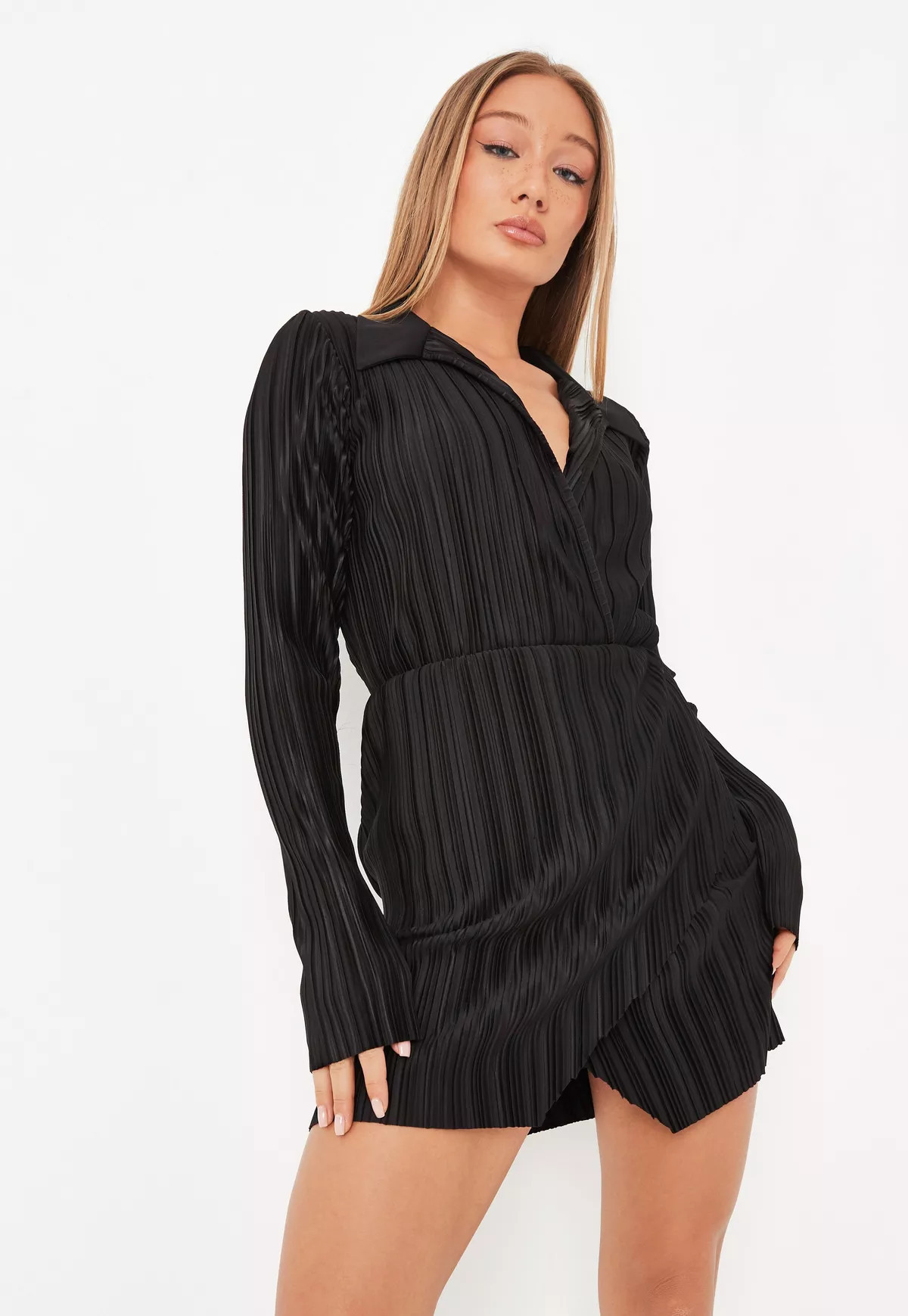 Black Plisse Plunge Shirt Dress | Missguided (US & CA)