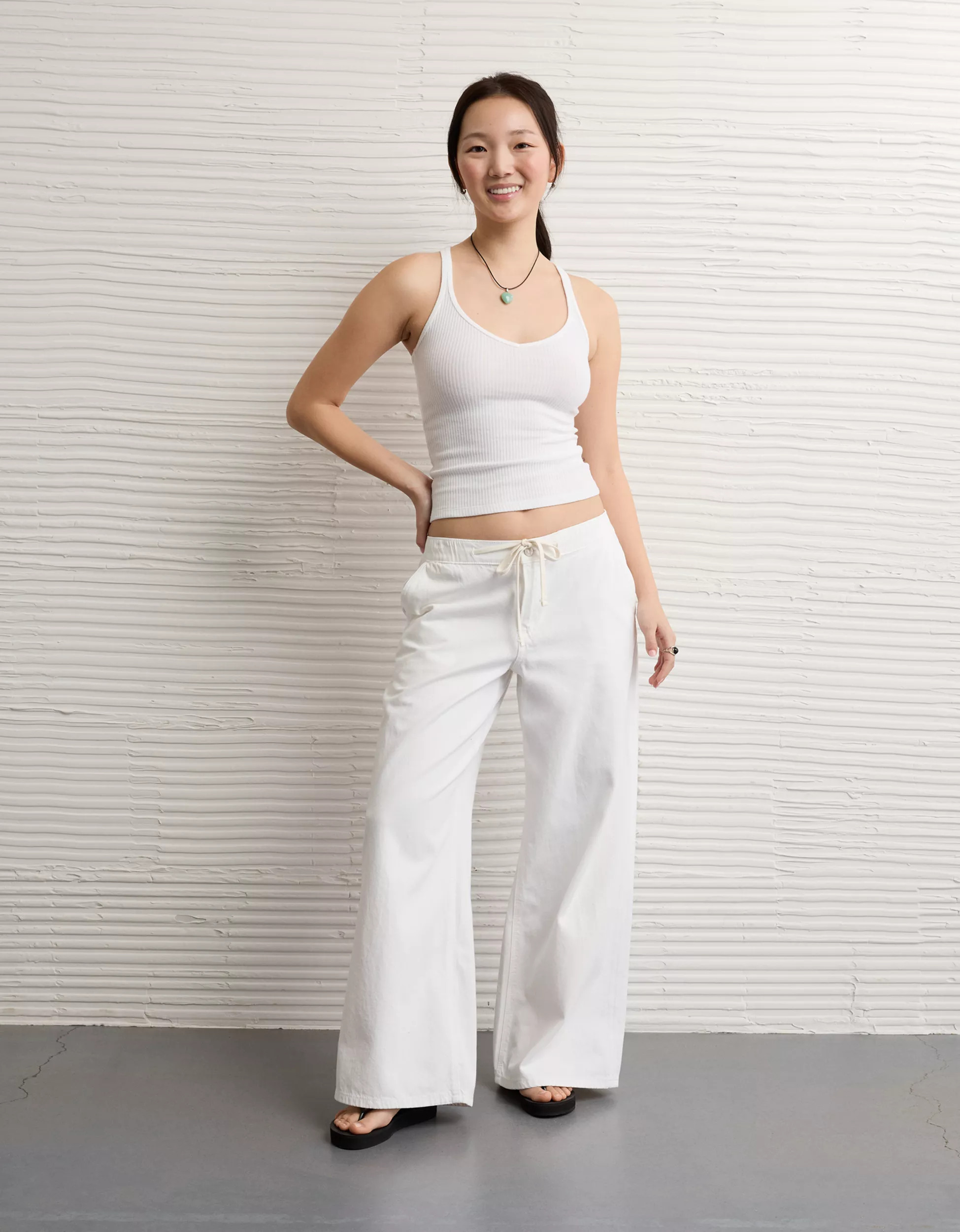 AE Dreamy Drape Low-Rise Ultra Wide-Leg Jean | American Eagle Outfitters (US & CA)