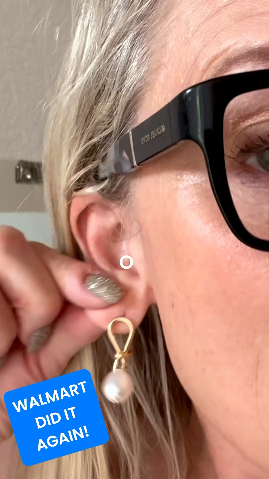 The ONLY earrings you need for the season AND under $10! Thanks, Walmart!! @walmartcreator #Walmartpartner 

#LTKFindsUnder50 #LTKGiftGuide #LTKHoliday