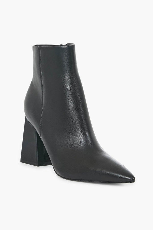 Black Kulika Boots | Tuckernuck (US)