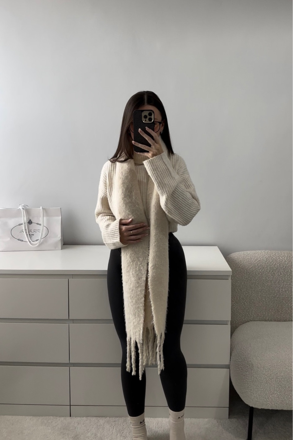 Autumn Outfit | Outfit Inspiration | Try On Haul | Fall Fashion | Autumnal Outfit | Winter Outfit | Black Leggings | Sports Bra | Sporty Outfit | Casual Style | Basic Tee | Cream Knit Wear | Adanola | H&M 

#LTKHoliday #LTKstyletip #LTKSeasonal