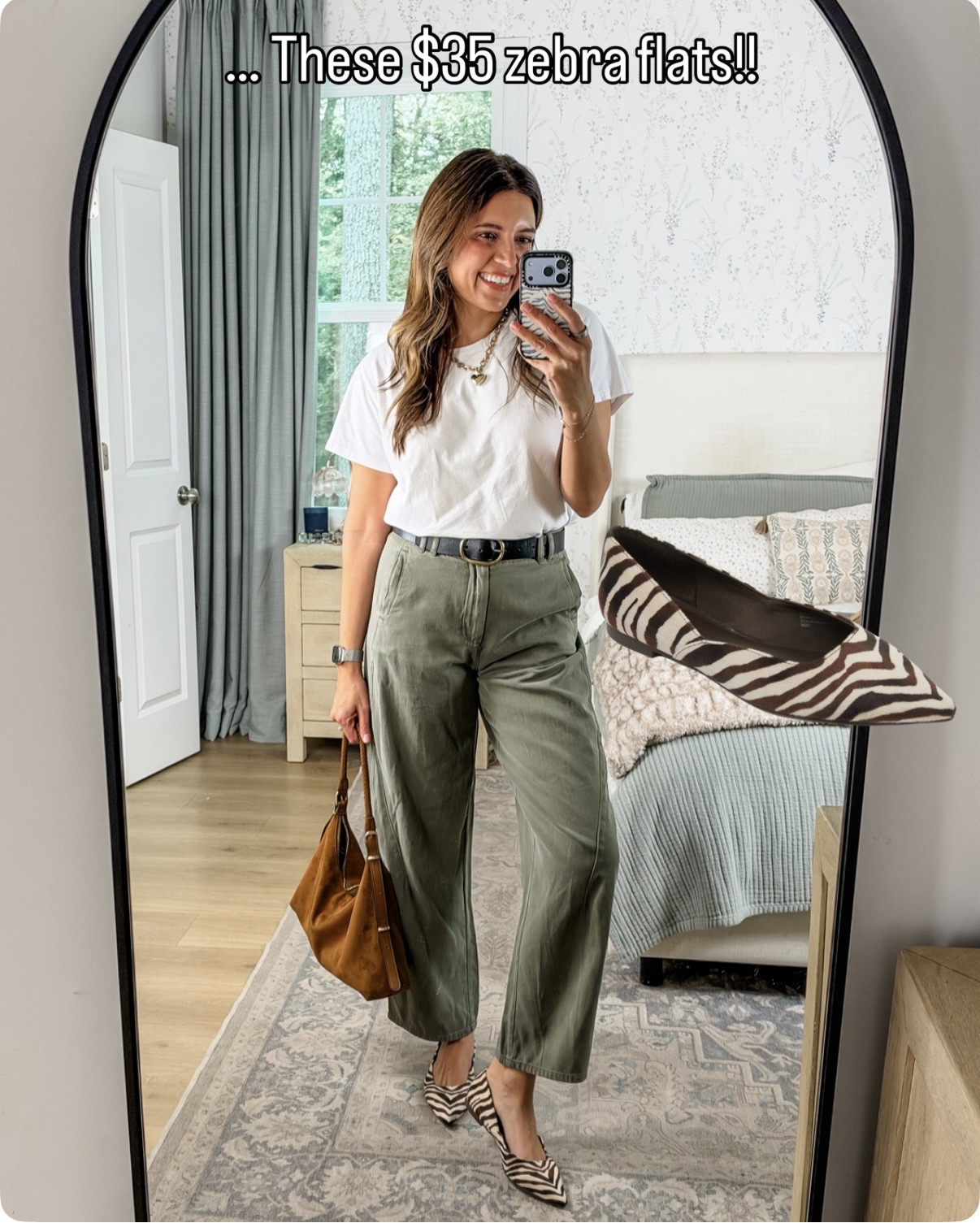 This outfit!! I’m obsessed. Zebra print falta and barrel pants are from Target!!
