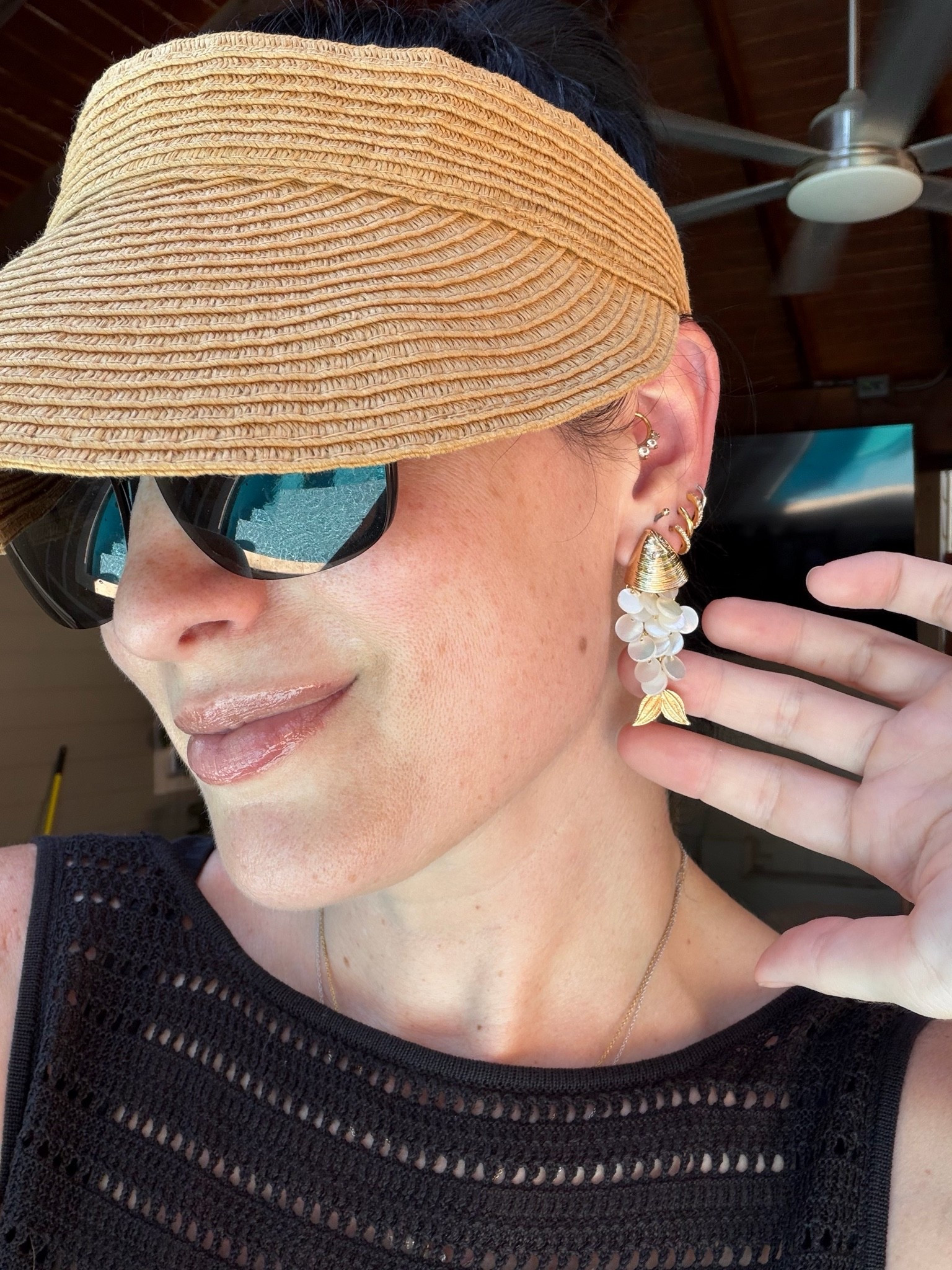 I love these little fish scale earrings! They come in 3 colors and are 20% off!