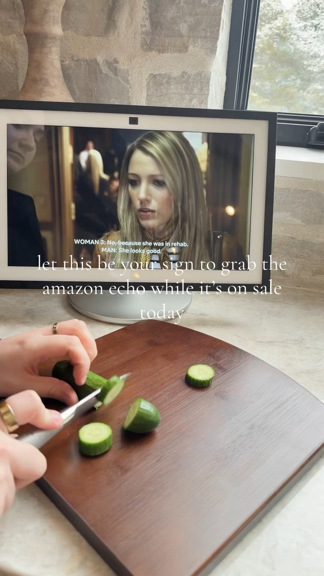 if there is one thing you should let me convince you to buy, let it be this 🤍 from calenders, to-dos, movies and shows, weather, music, alarms and SO much more! 

#LTKHome #LTKSaleAlert