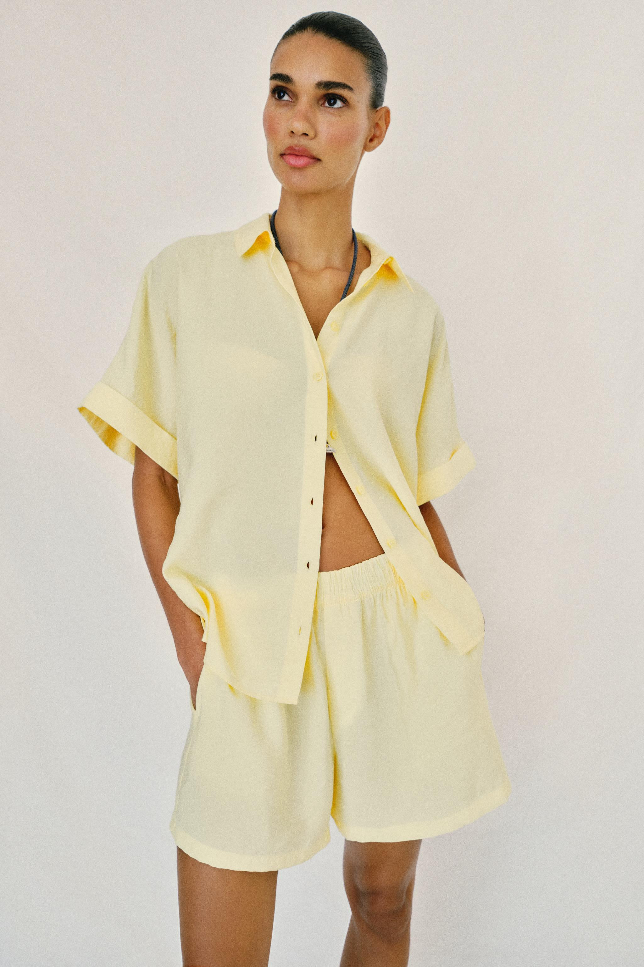 RELAXED SHORTS WITH ELASTIC WAIST | Zara UK