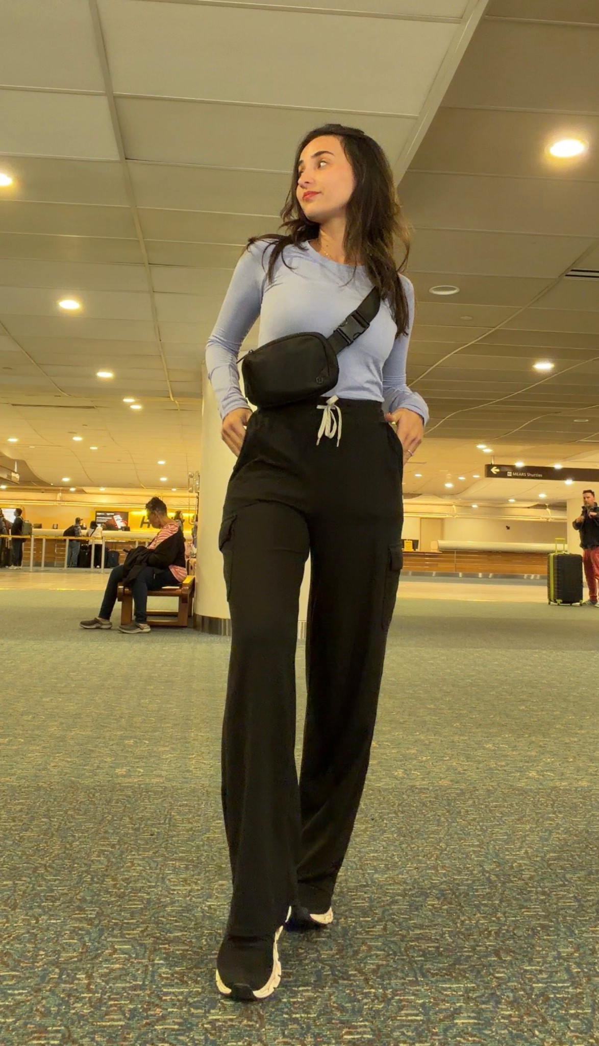 My favorite combo for traveling. These pants are super comfortable 